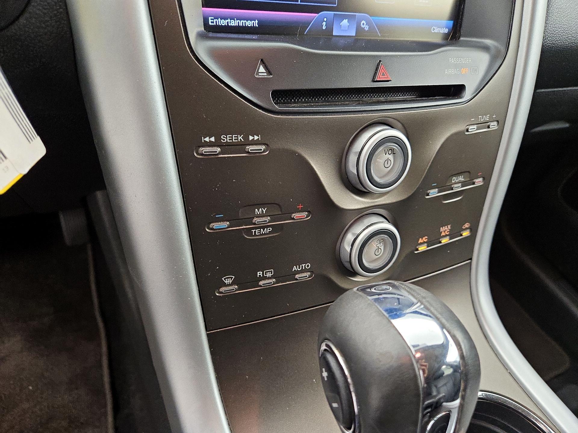 Thumbnail: 2013 Ford Edge - 16