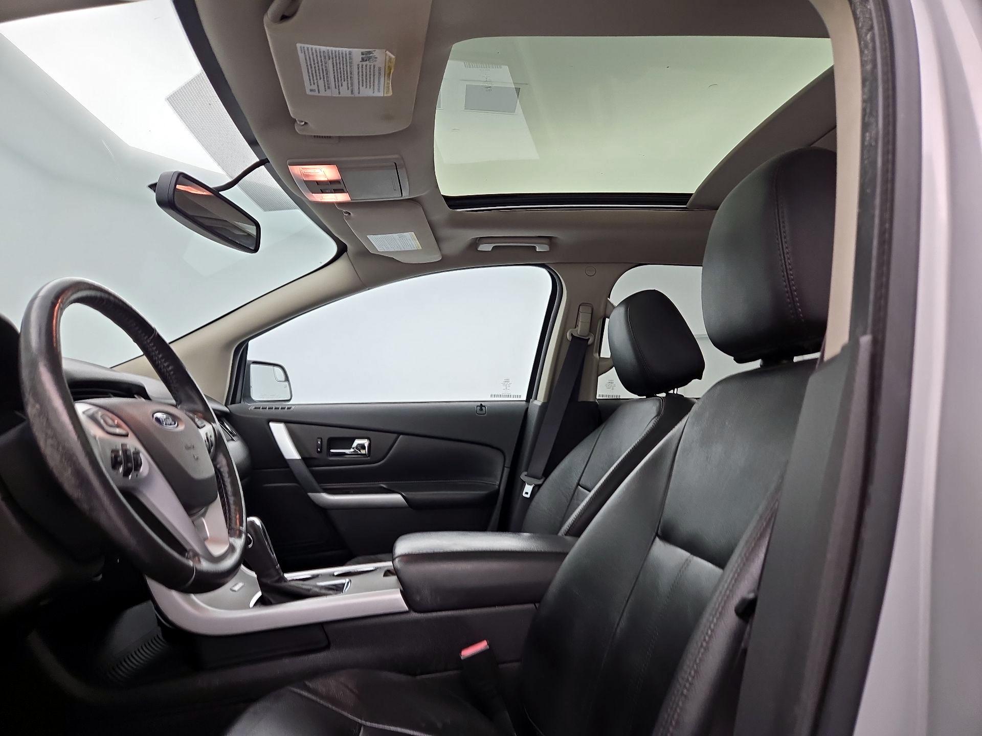 Thumbnail: 2013 Ford Edge - 19