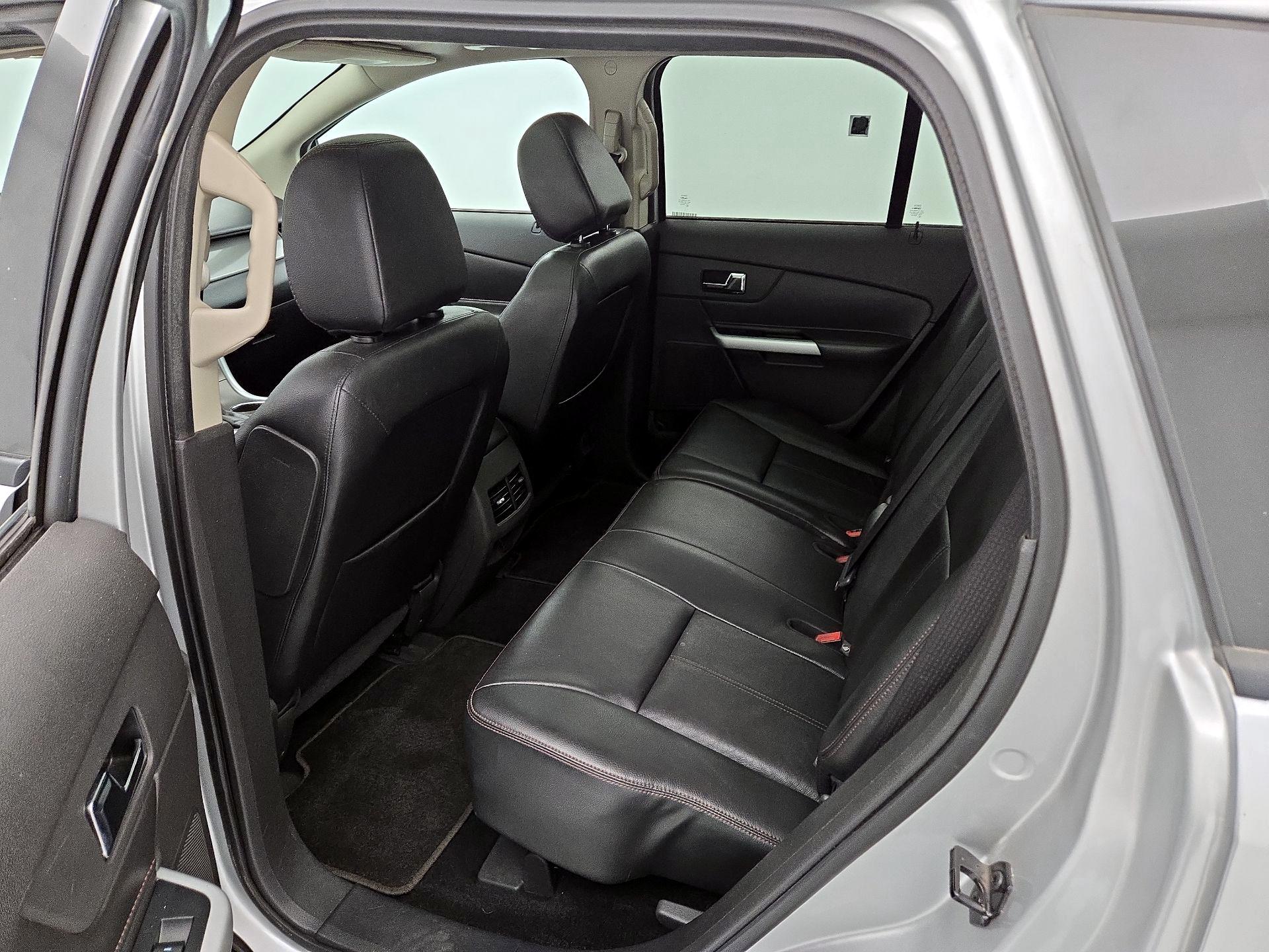 Thumbnail: 2013 Ford Edge - 20