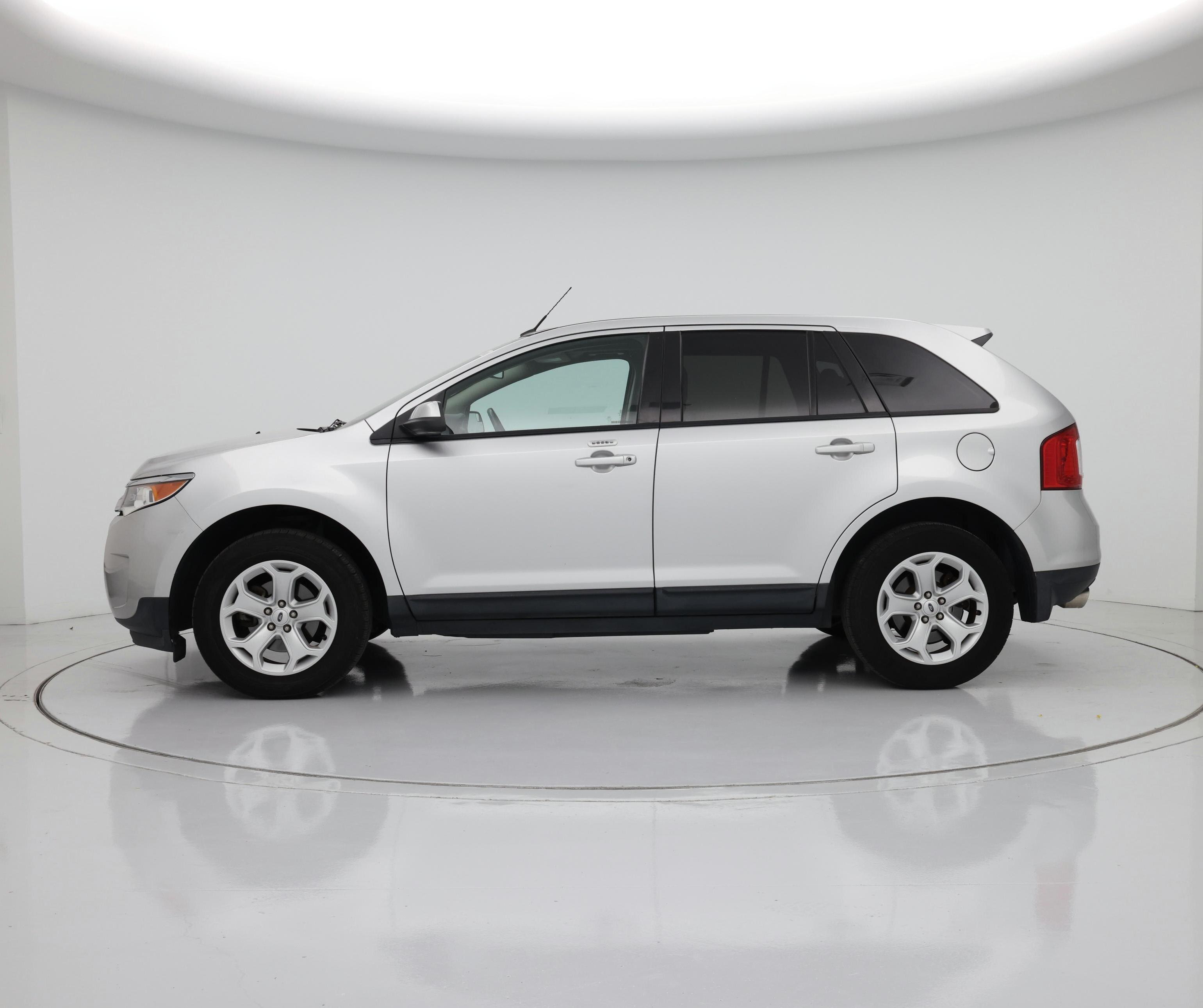 Thumbnail: 2013 Ford Edge - 3