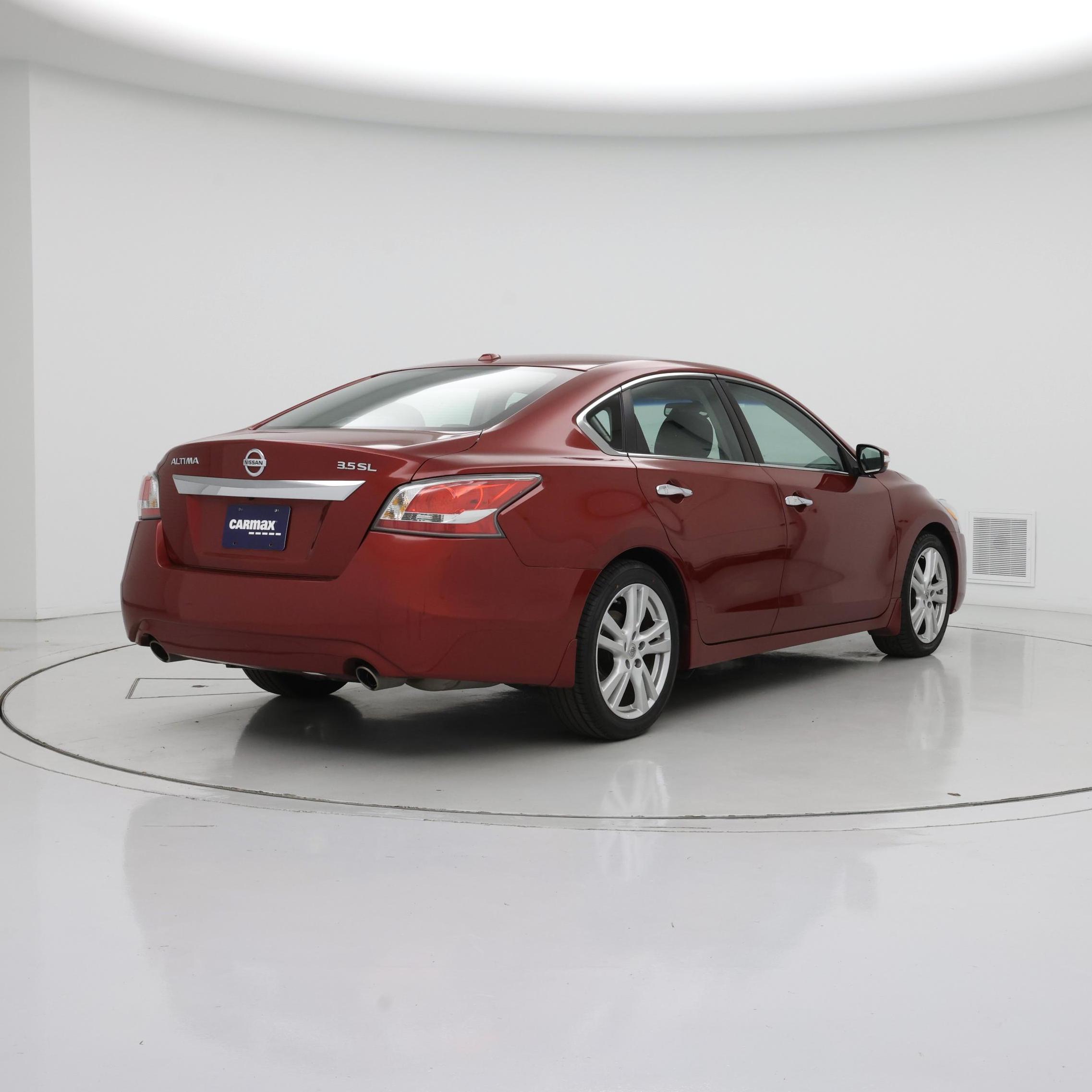 Thumbnail: 2015 Nissan Altima - 8