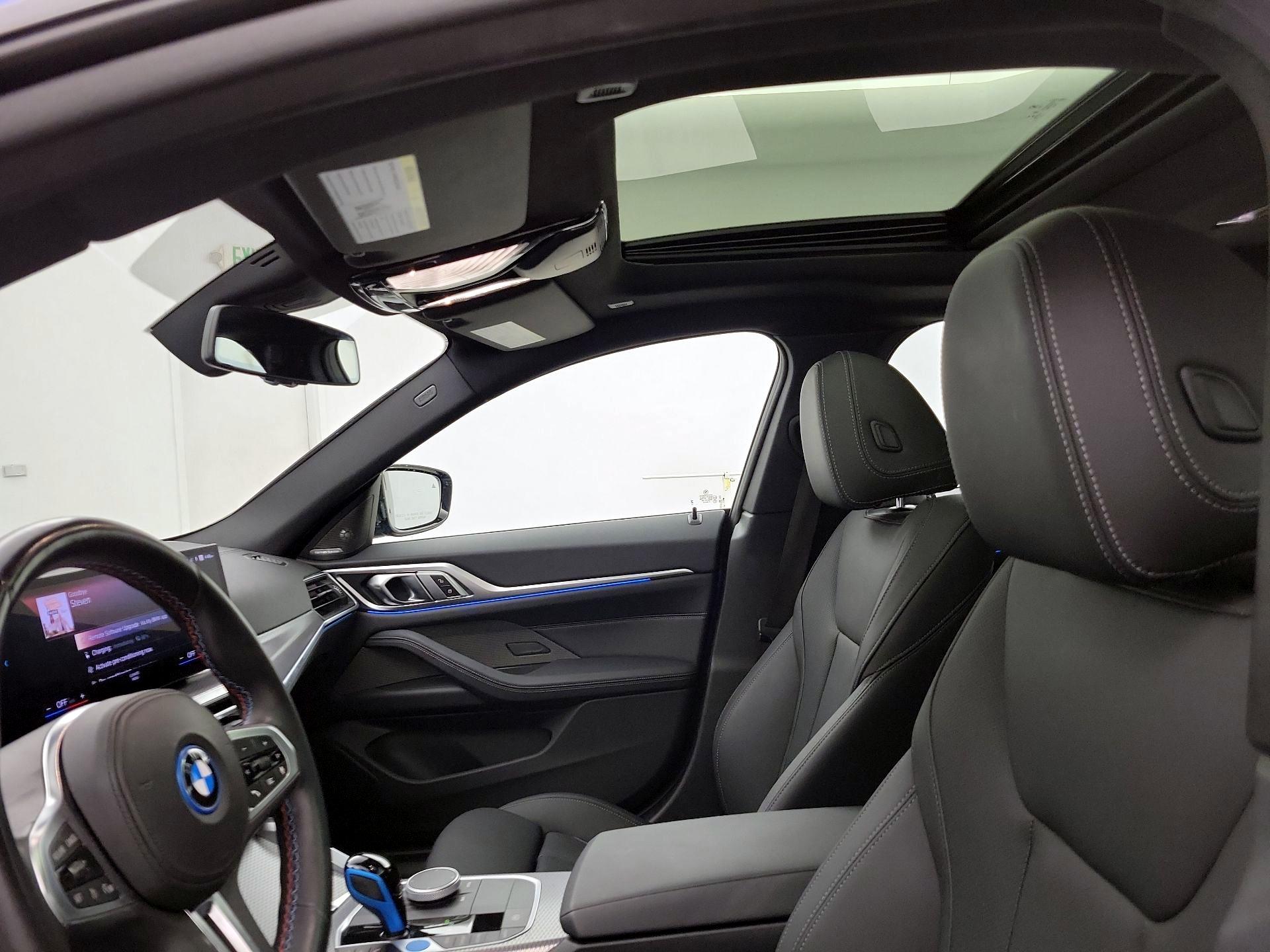Thumbnail: 2023 BMW i4 - 20