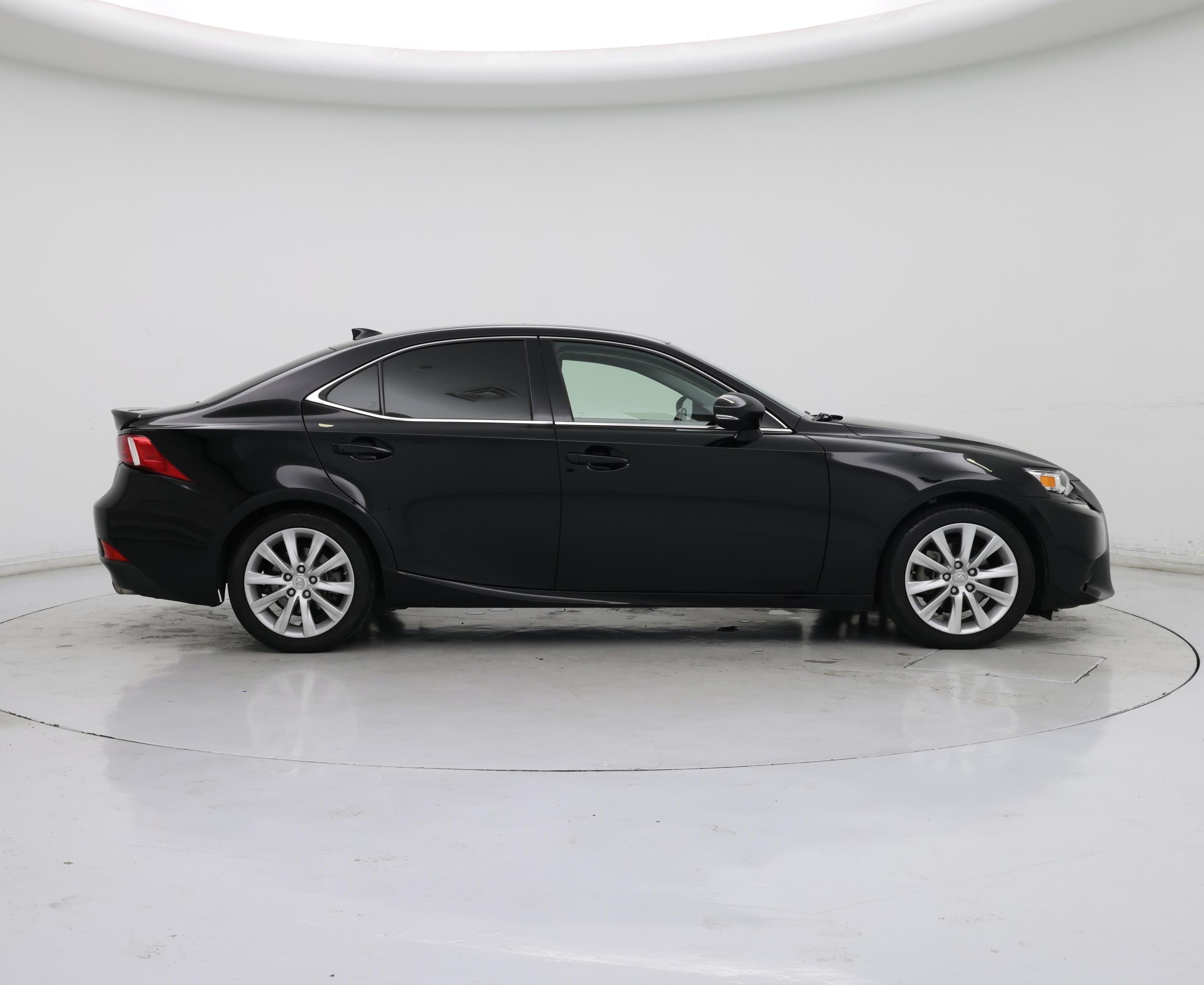 Thumbnail: 2015 Lexus IS - 7