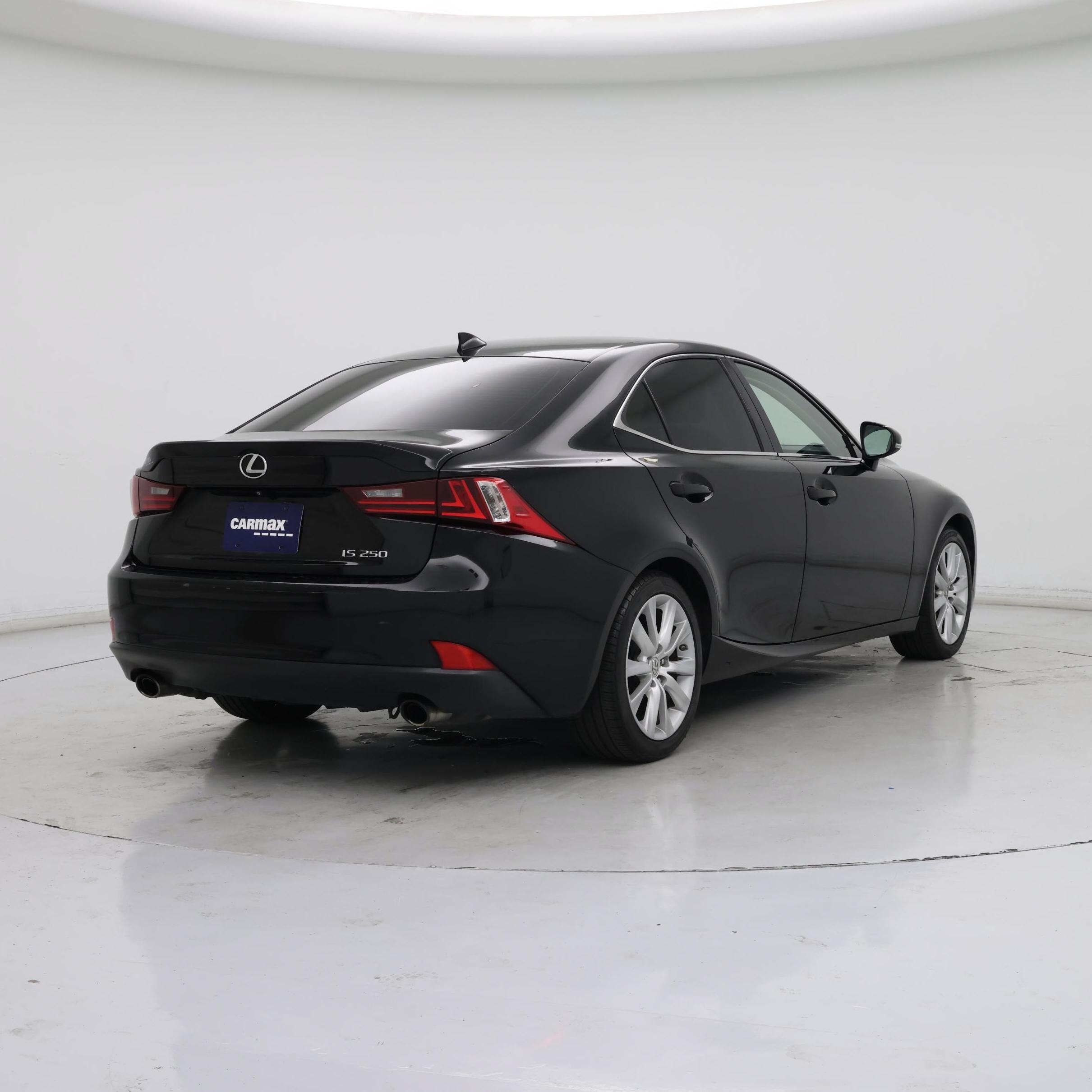 Thumbnail: 2015 Lexus IS - 8