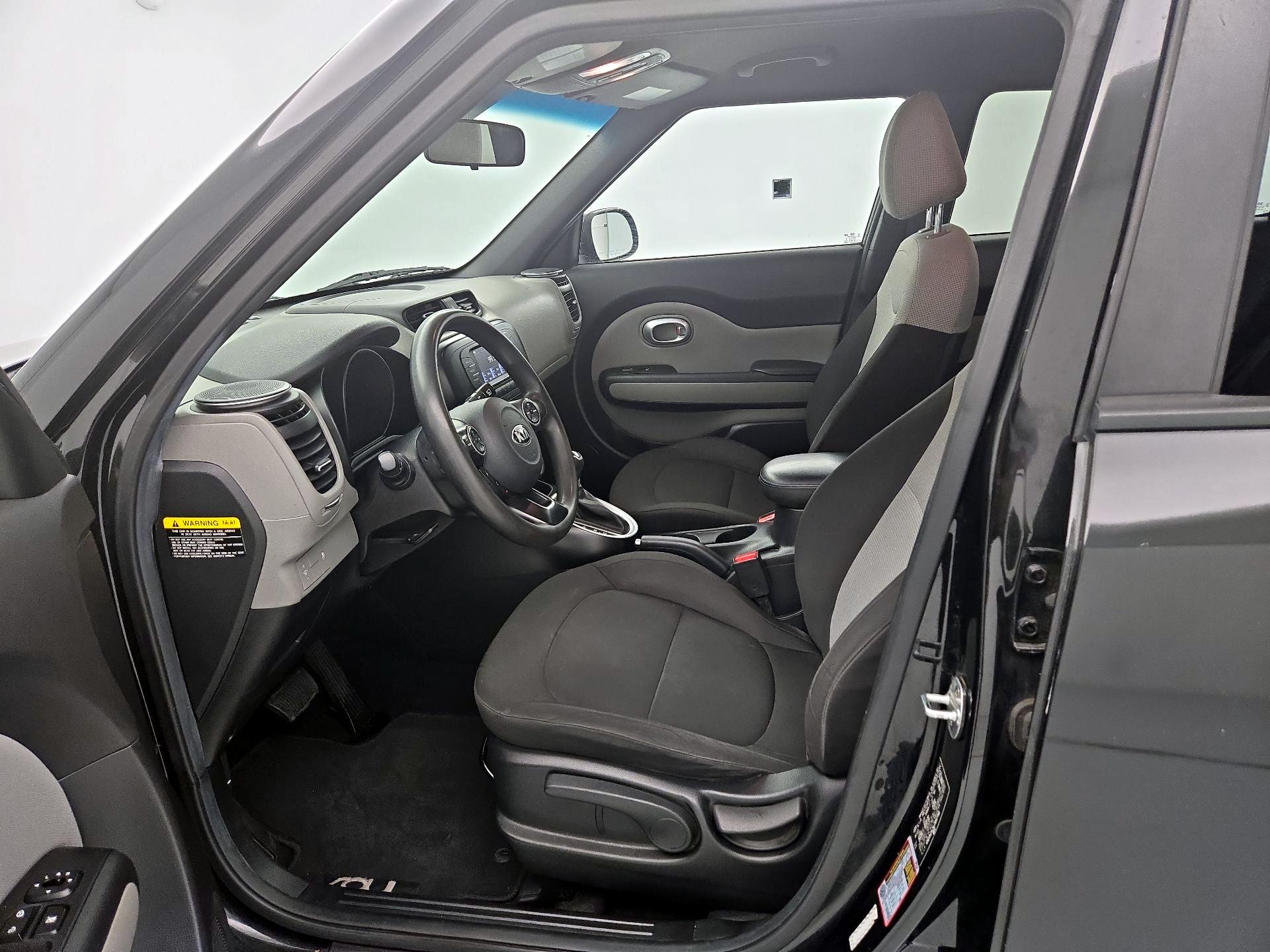Thumbnail: 2018 Kia Soul - 11