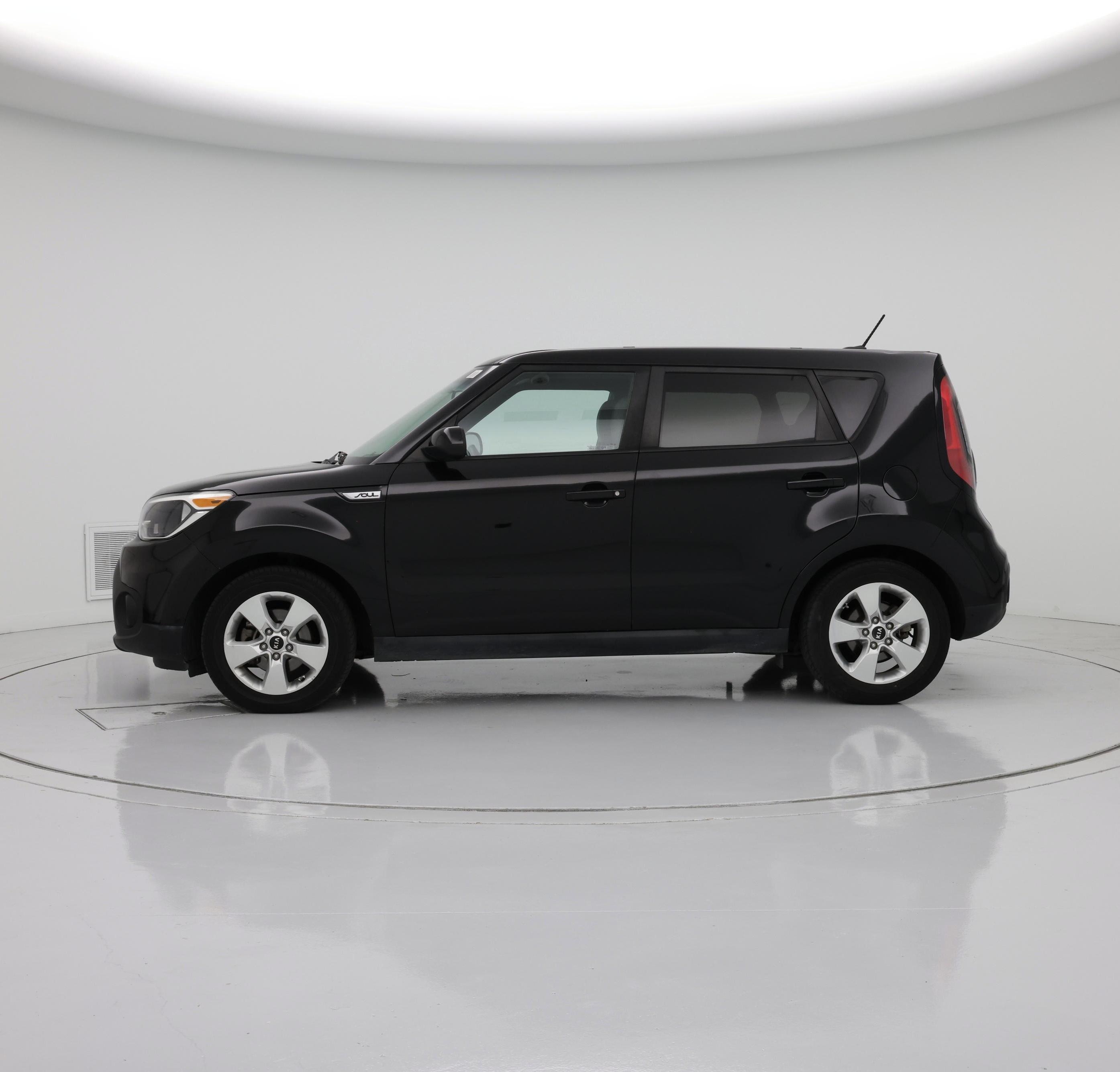Thumbnail: 2018 Kia Soul - 3