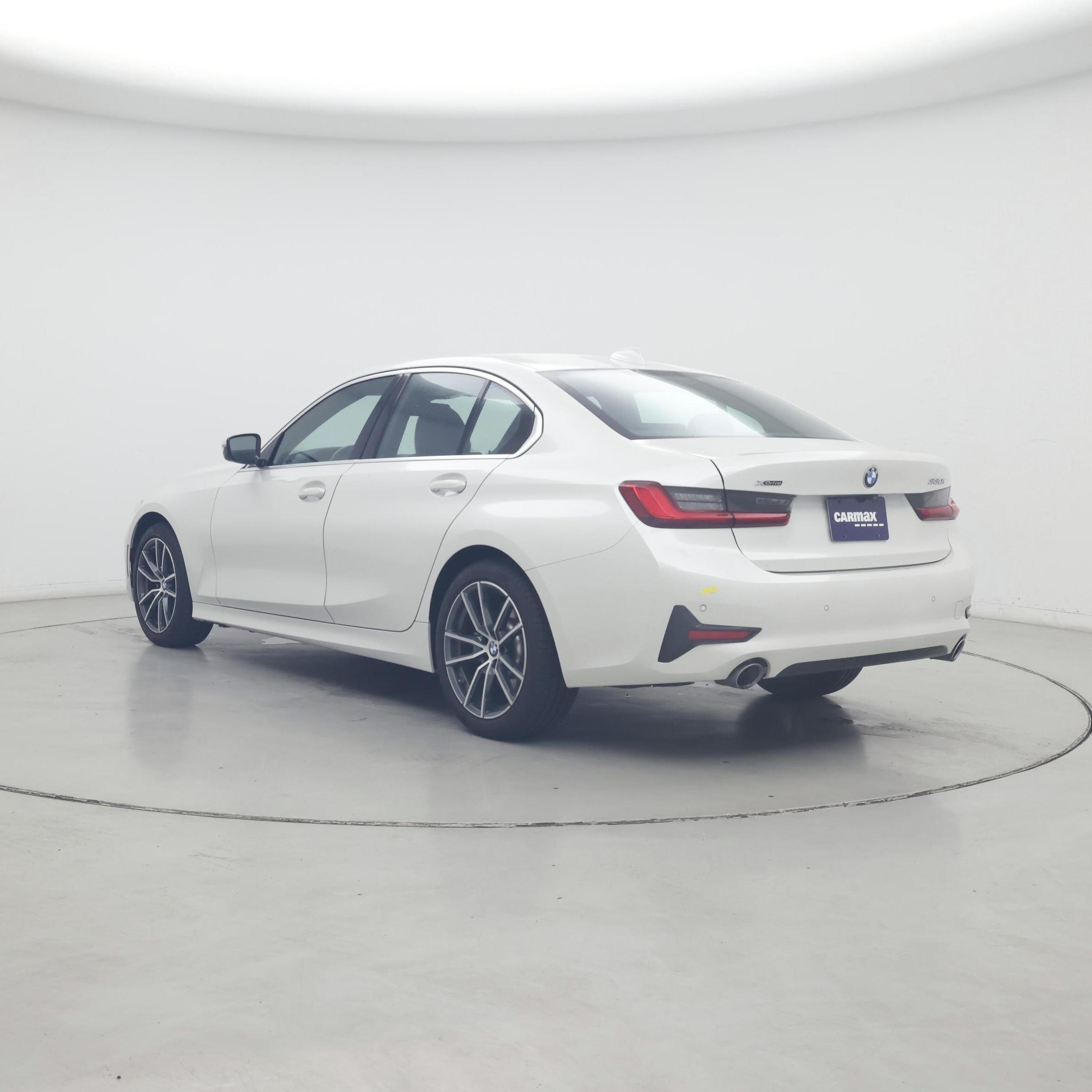 Thumbnail: 2020 BMW 3 Series - 2
