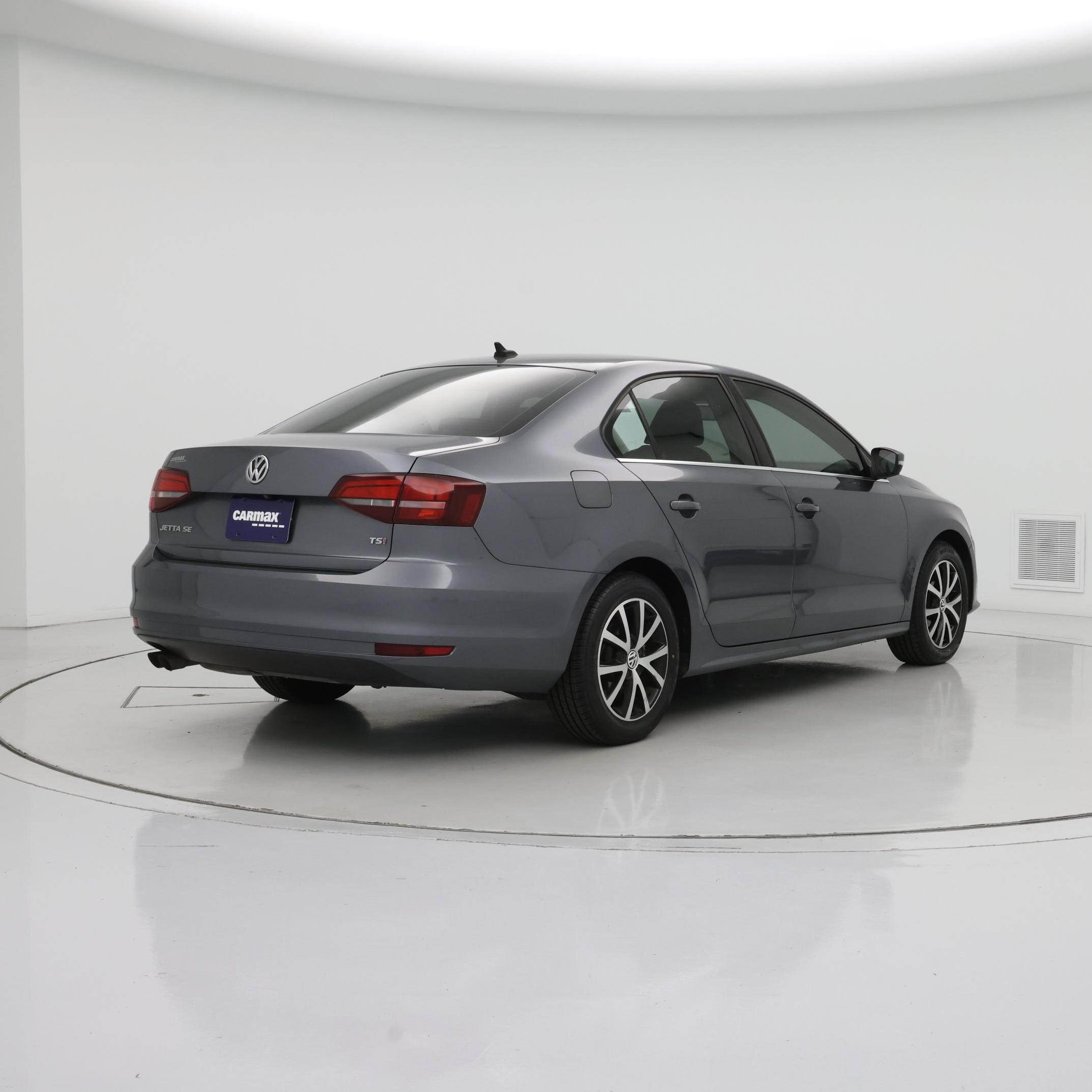 Thumbnail: 2017 Volkswagen Jetta - 8