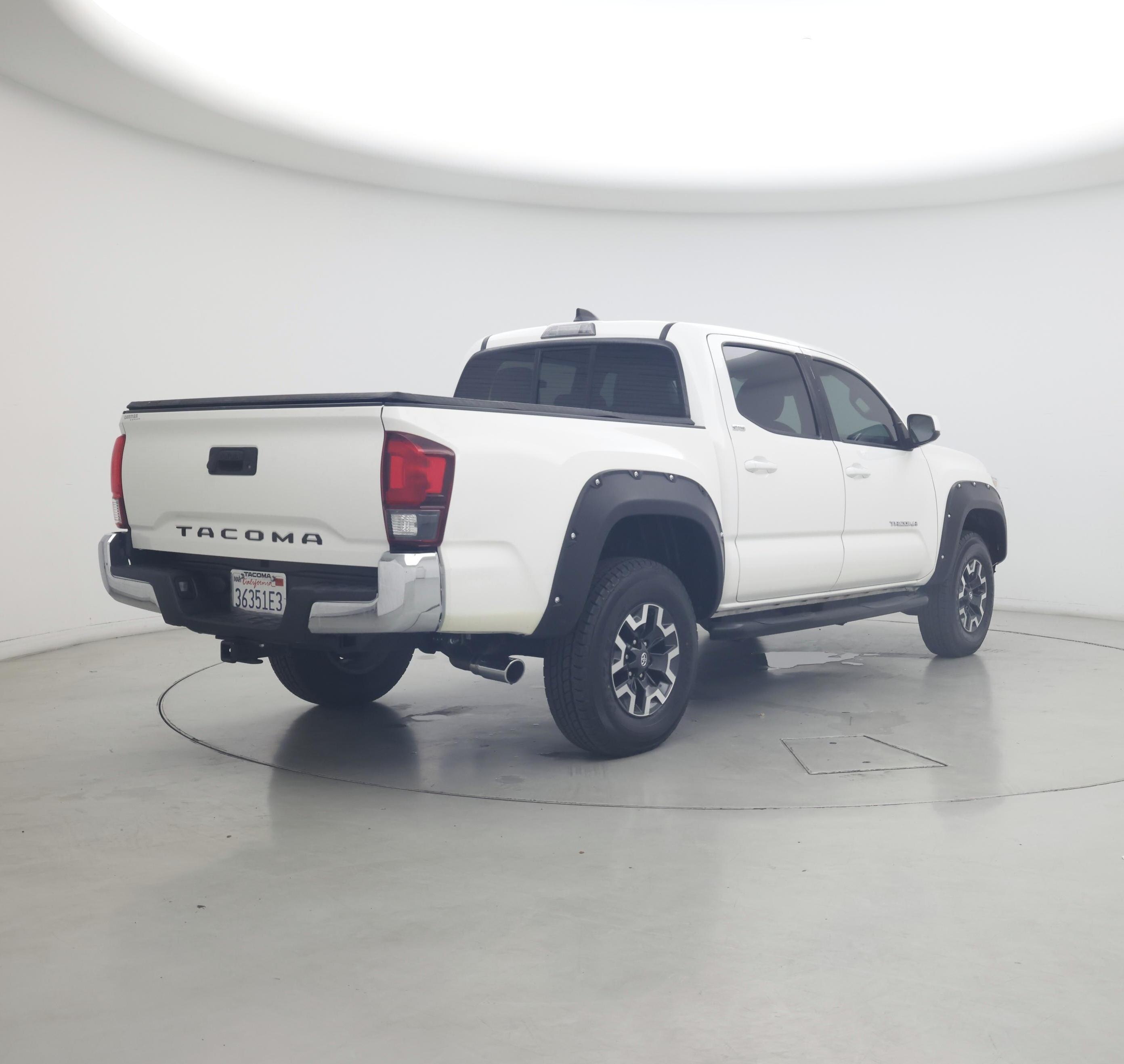 Thumbnail: 2021 Toyota Tacoma - 8