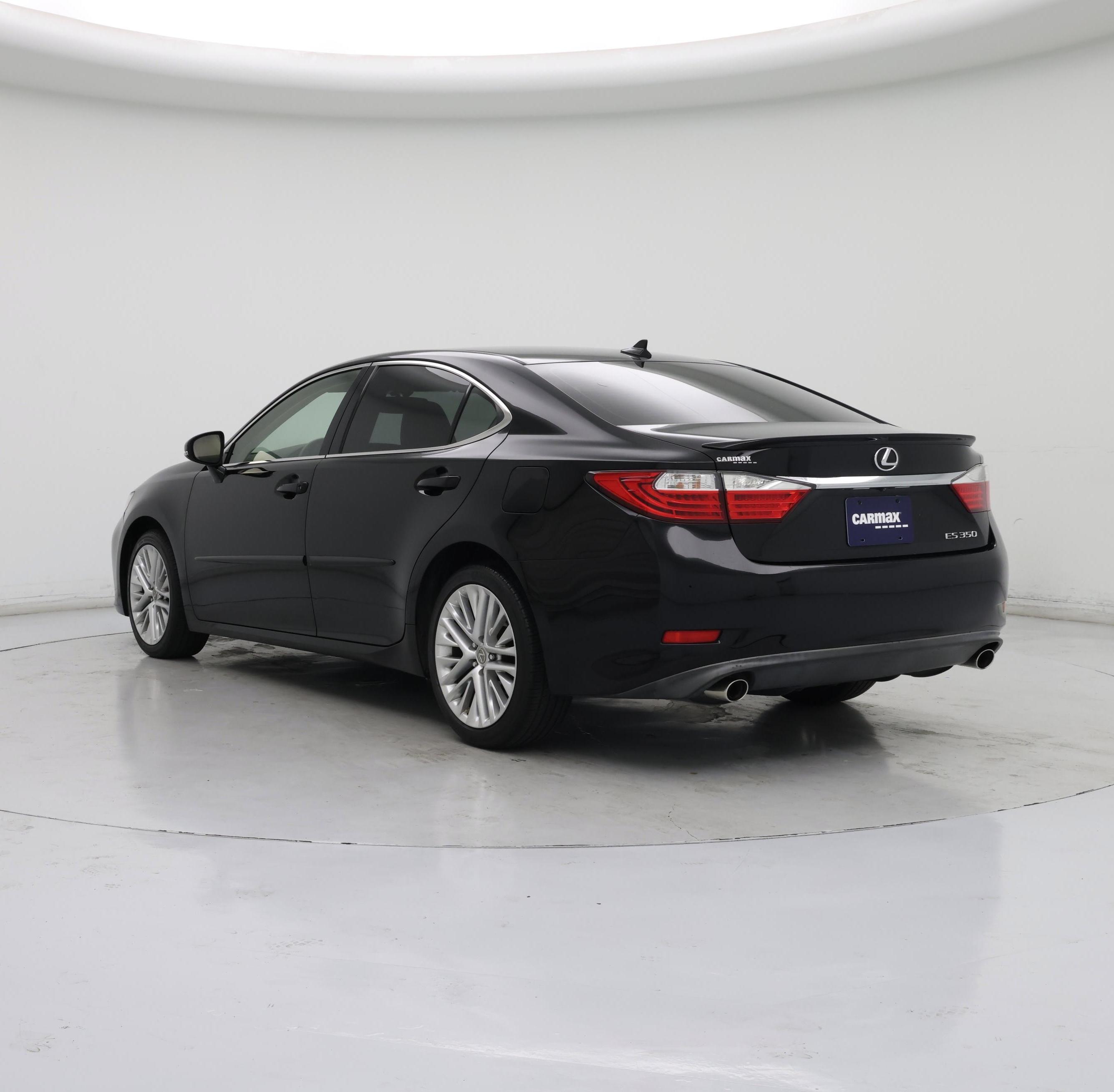 Thumbnail: 2013 Lexus ES - 2