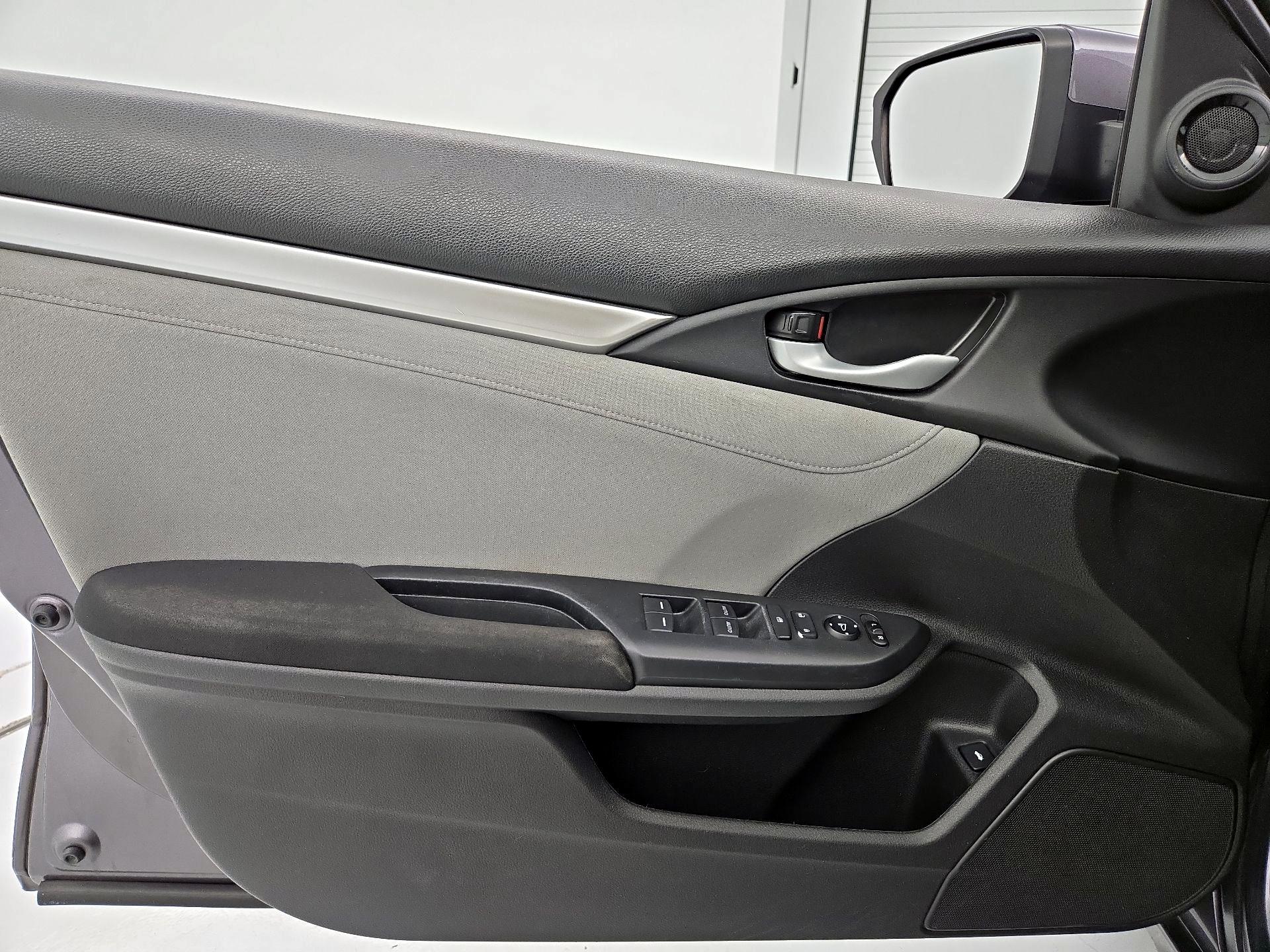 Thumbnail: 2020 Honda Civic - 12