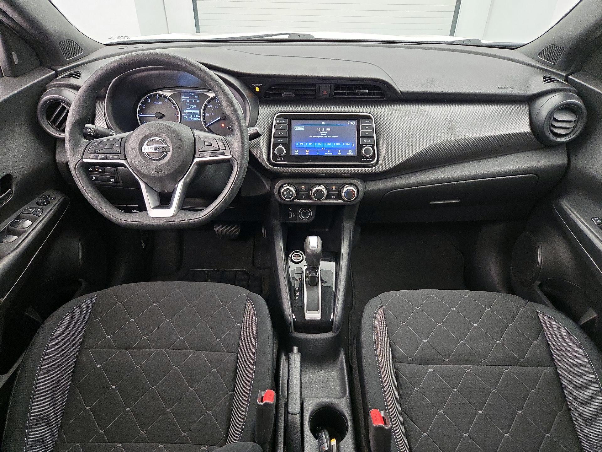 Thumbnail: 2020 Nissan Kicks - 9