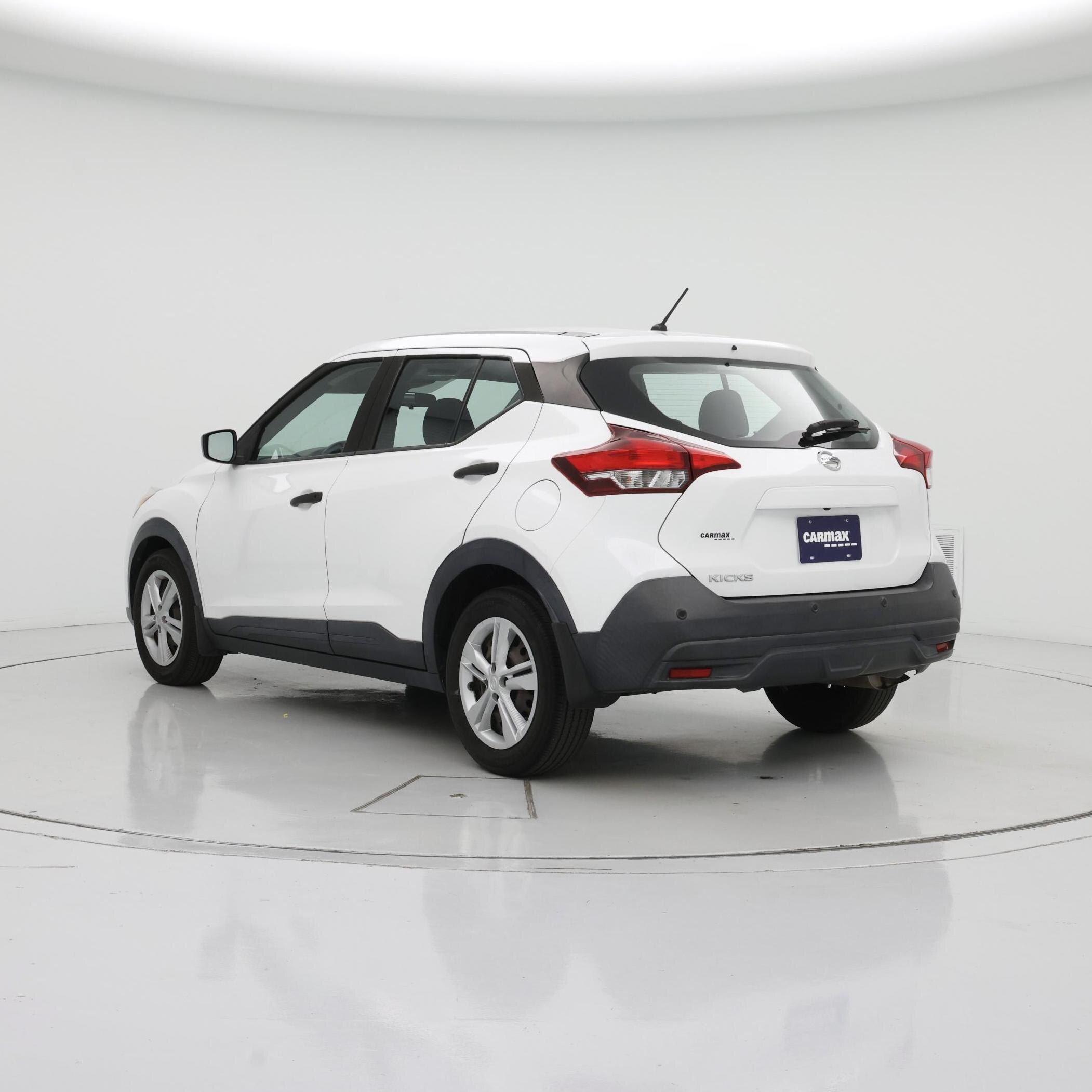 Thumbnail: 2020 Nissan Kicks - 2