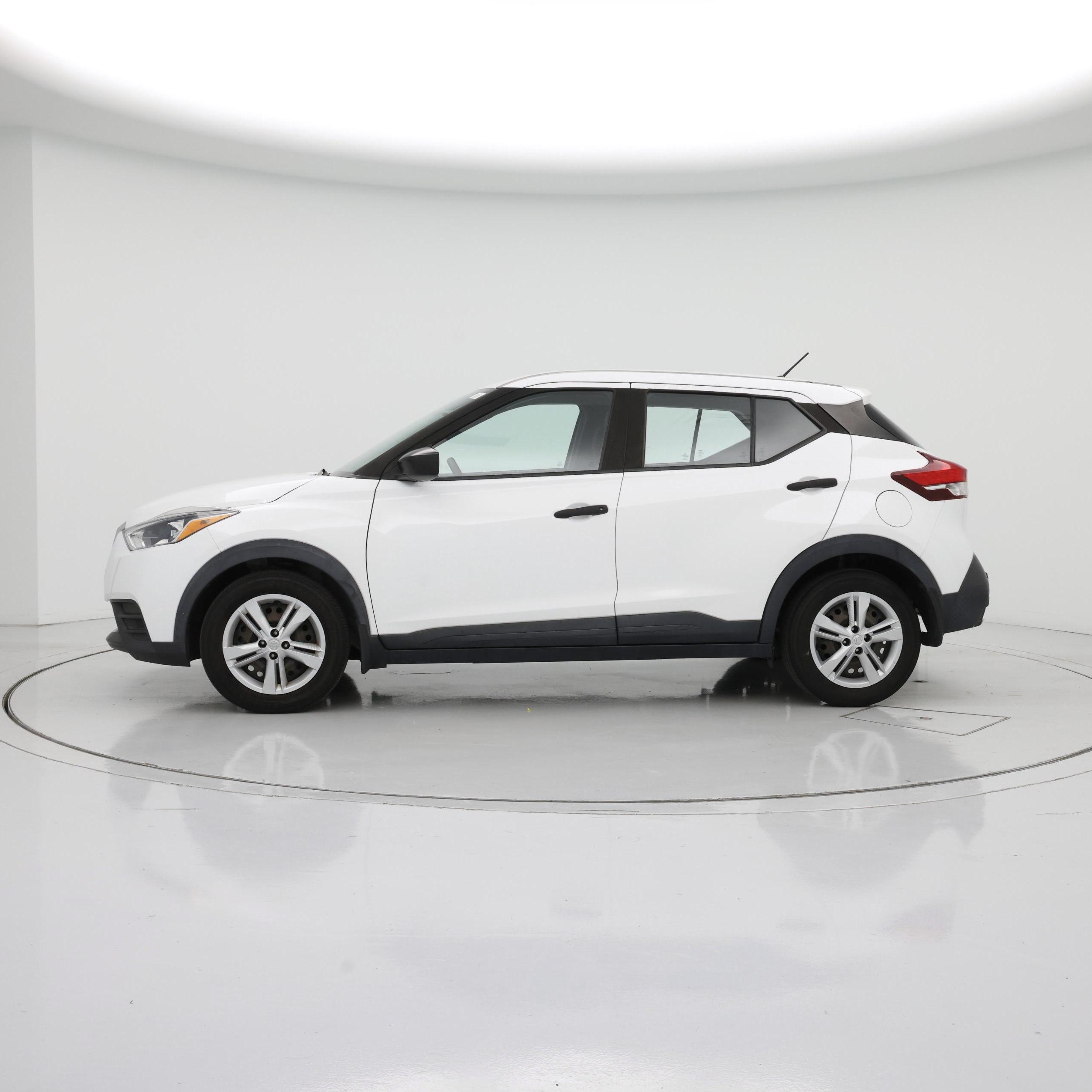 Thumbnail: 2020 Nissan Kicks - 3
