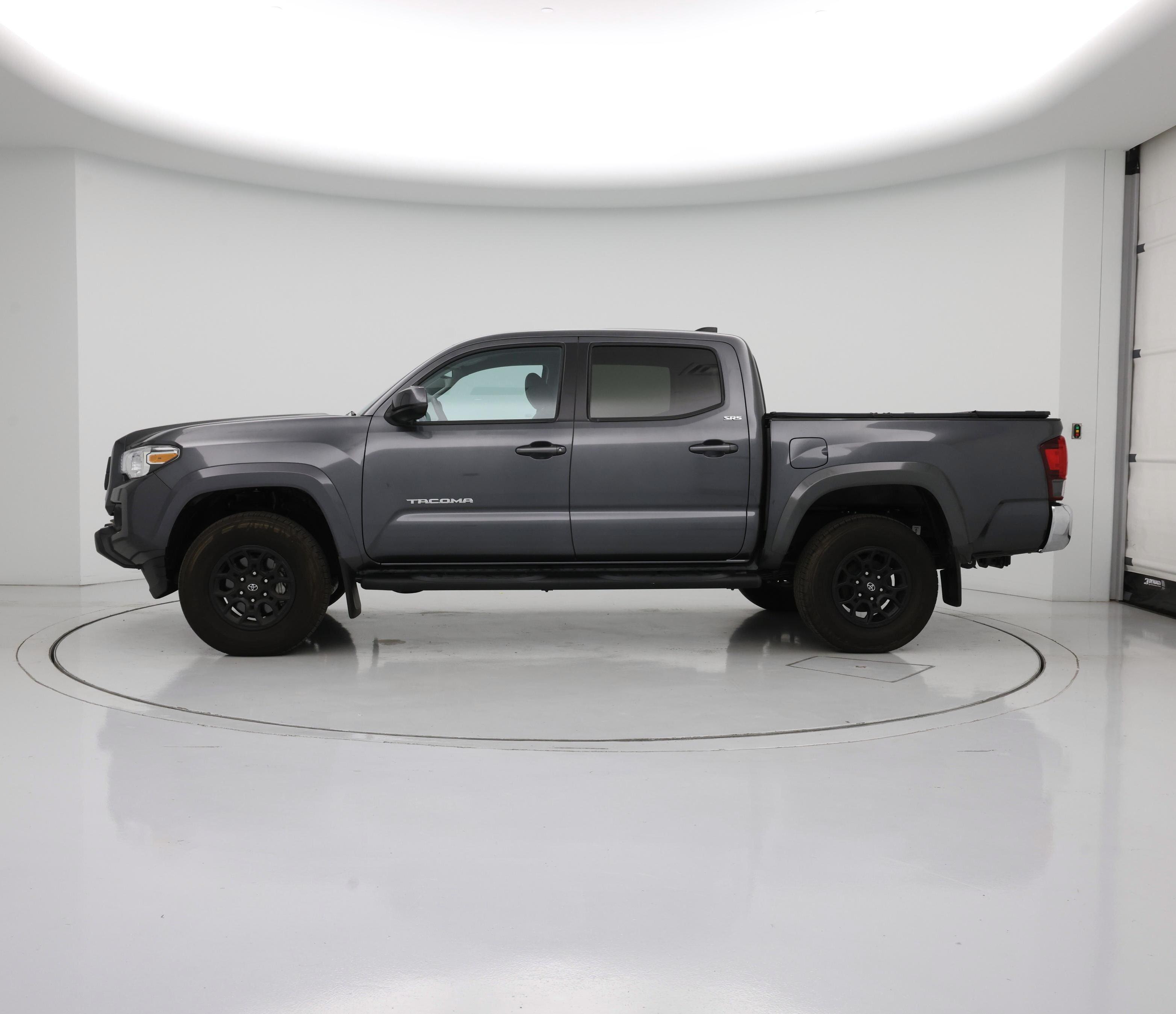 Thumbnail: 2021 Toyota Tacoma - 3
