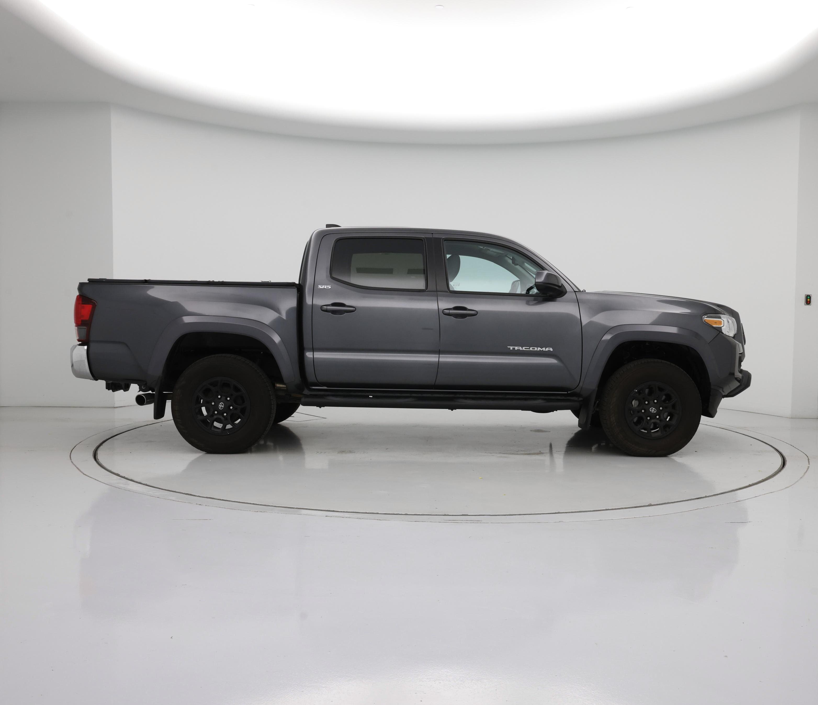 Thumbnail: 2021 Toyota Tacoma - 7