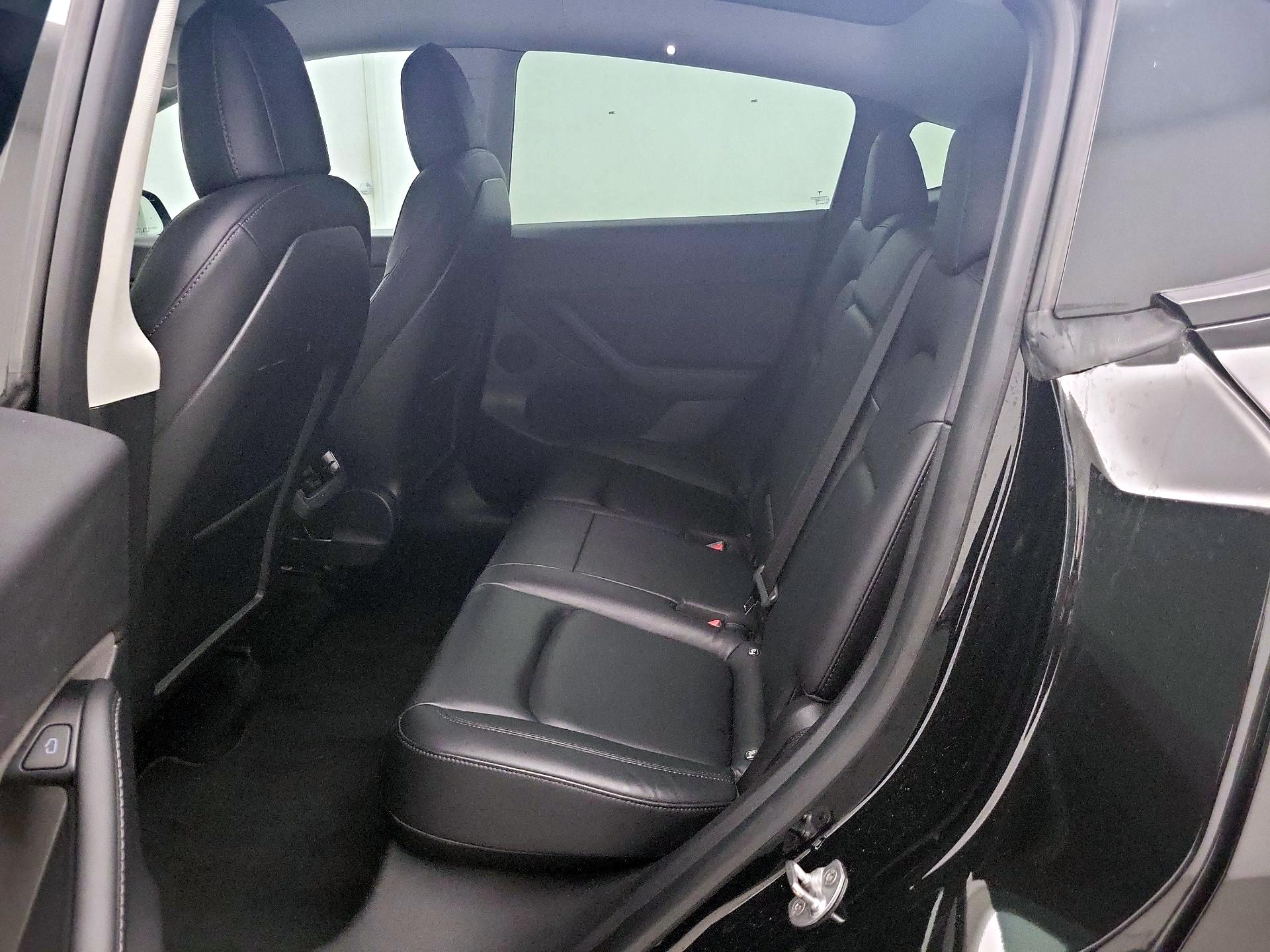Thumbnail: 2021 Tesla Model Y - 18