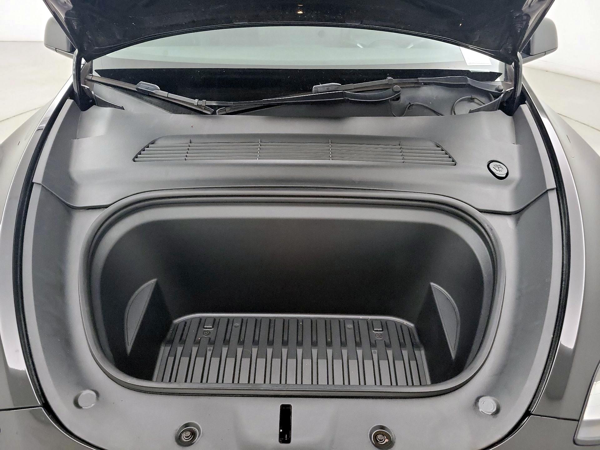 Thumbnail: 2021 Tesla Model Y - 20