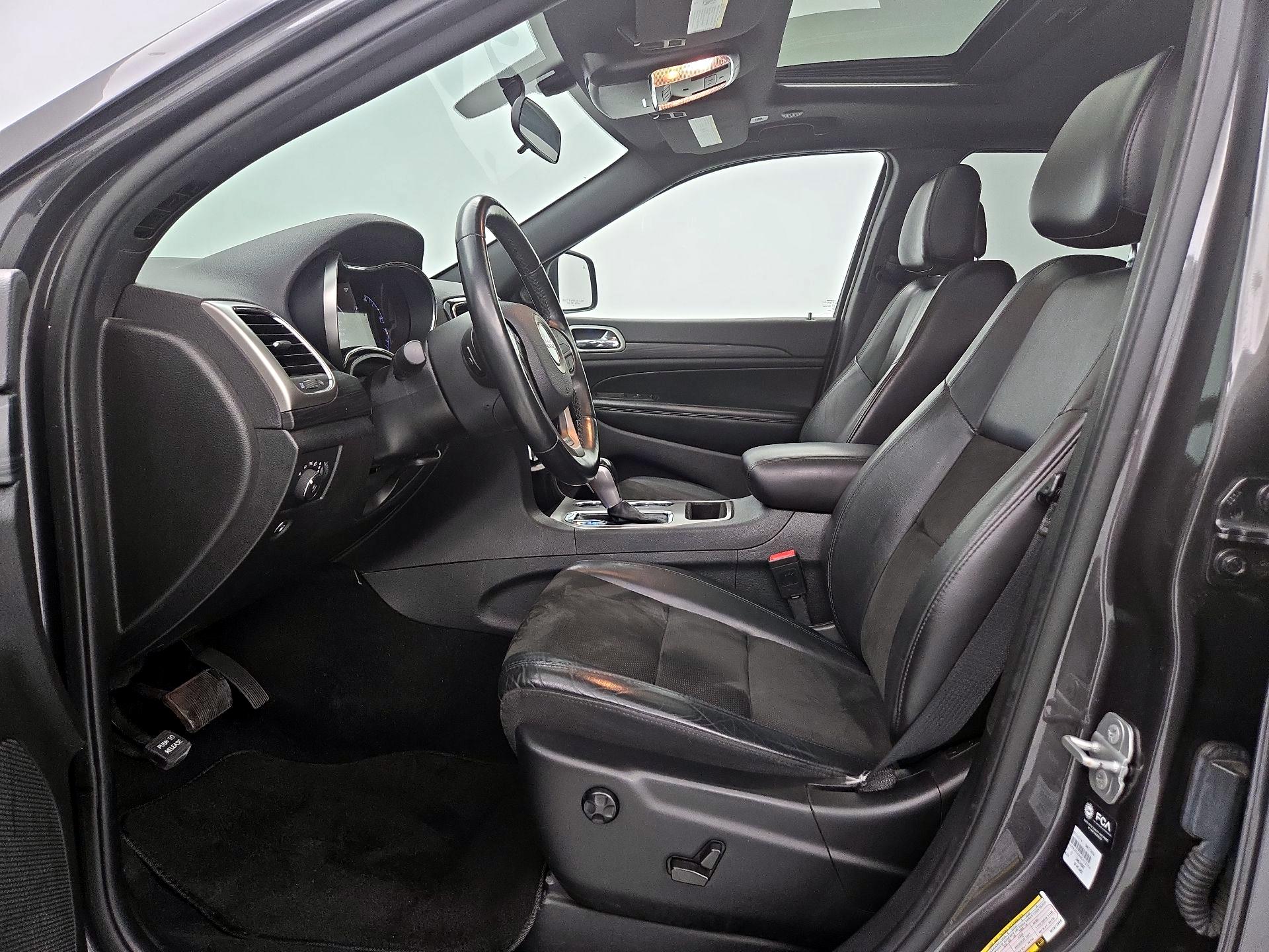 Thumbnail: 2021 Jeep Grand Cherokee - 11