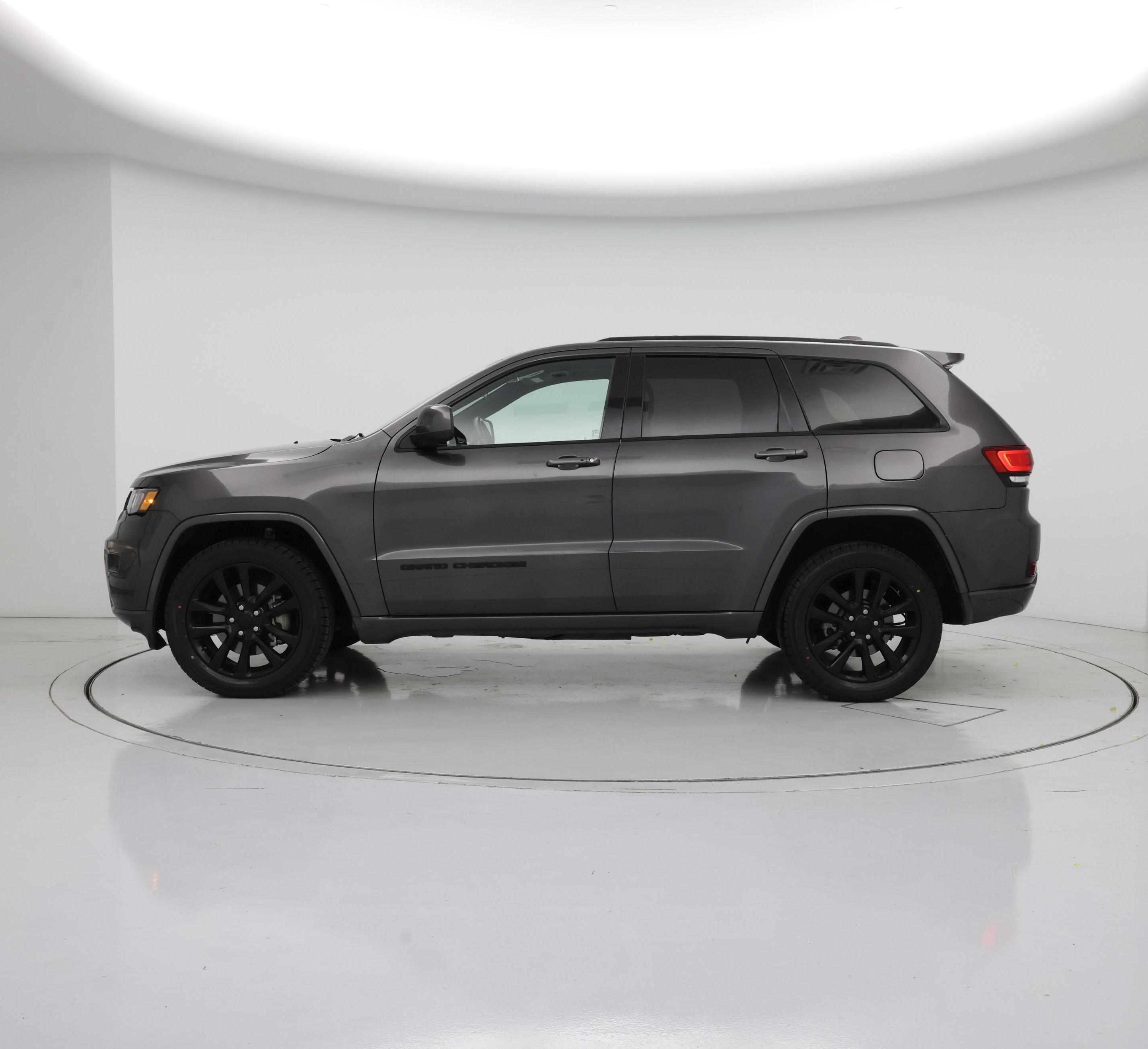 Thumbnail: 2021 Jeep Grand Cherokee - 3