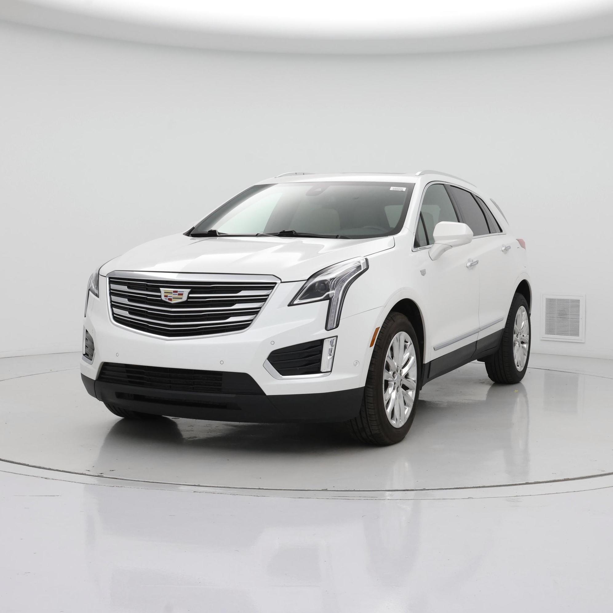 Thumbnail: 2019 Cadillac XT5 - 4