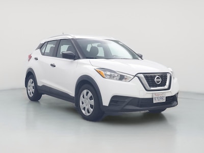 White 2018 Nissan Kicks S