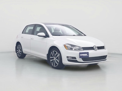 White 2016 Volkswagen Golf SE