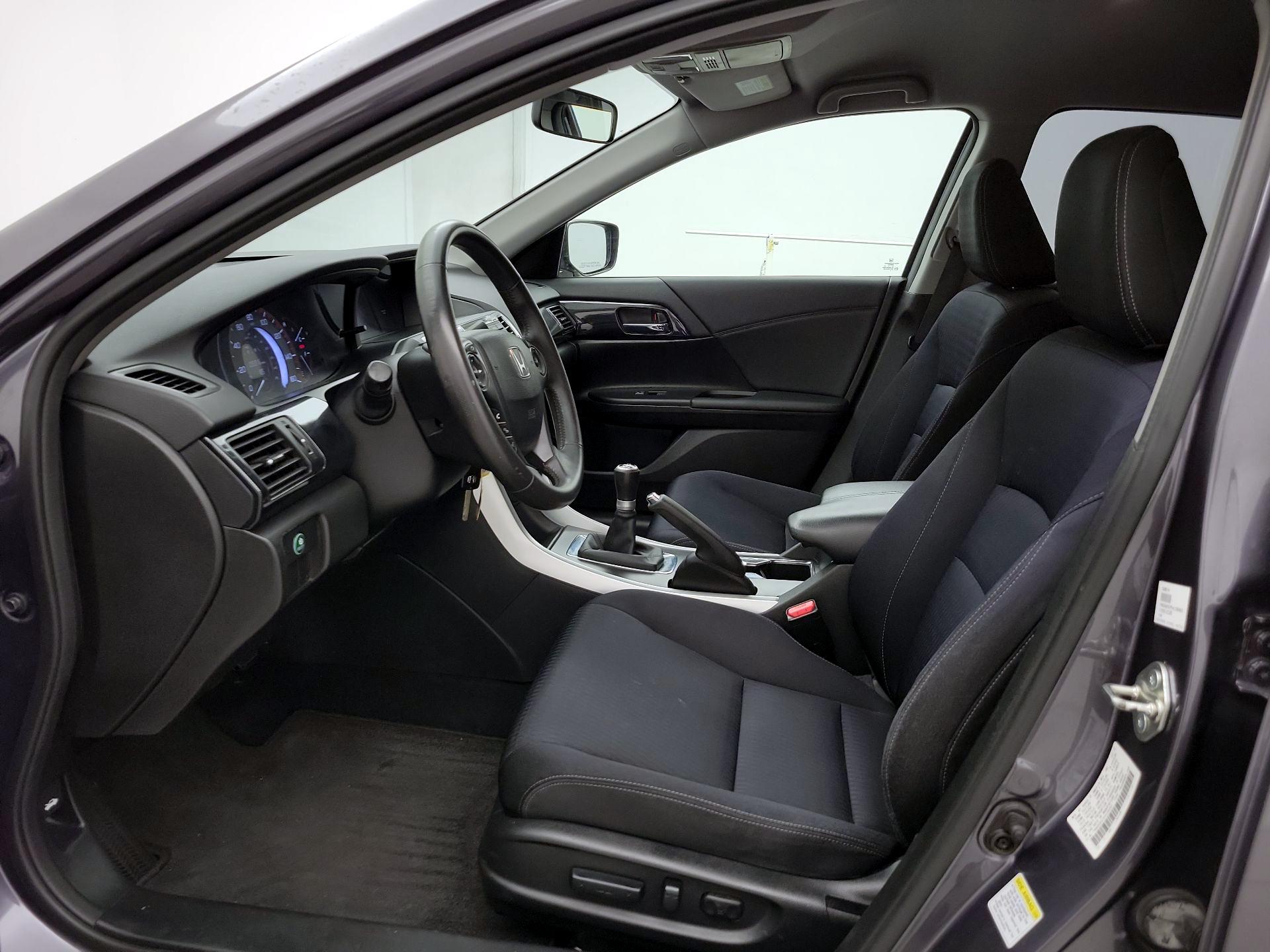 Thumbnail: 2015 Honda Accord - 11