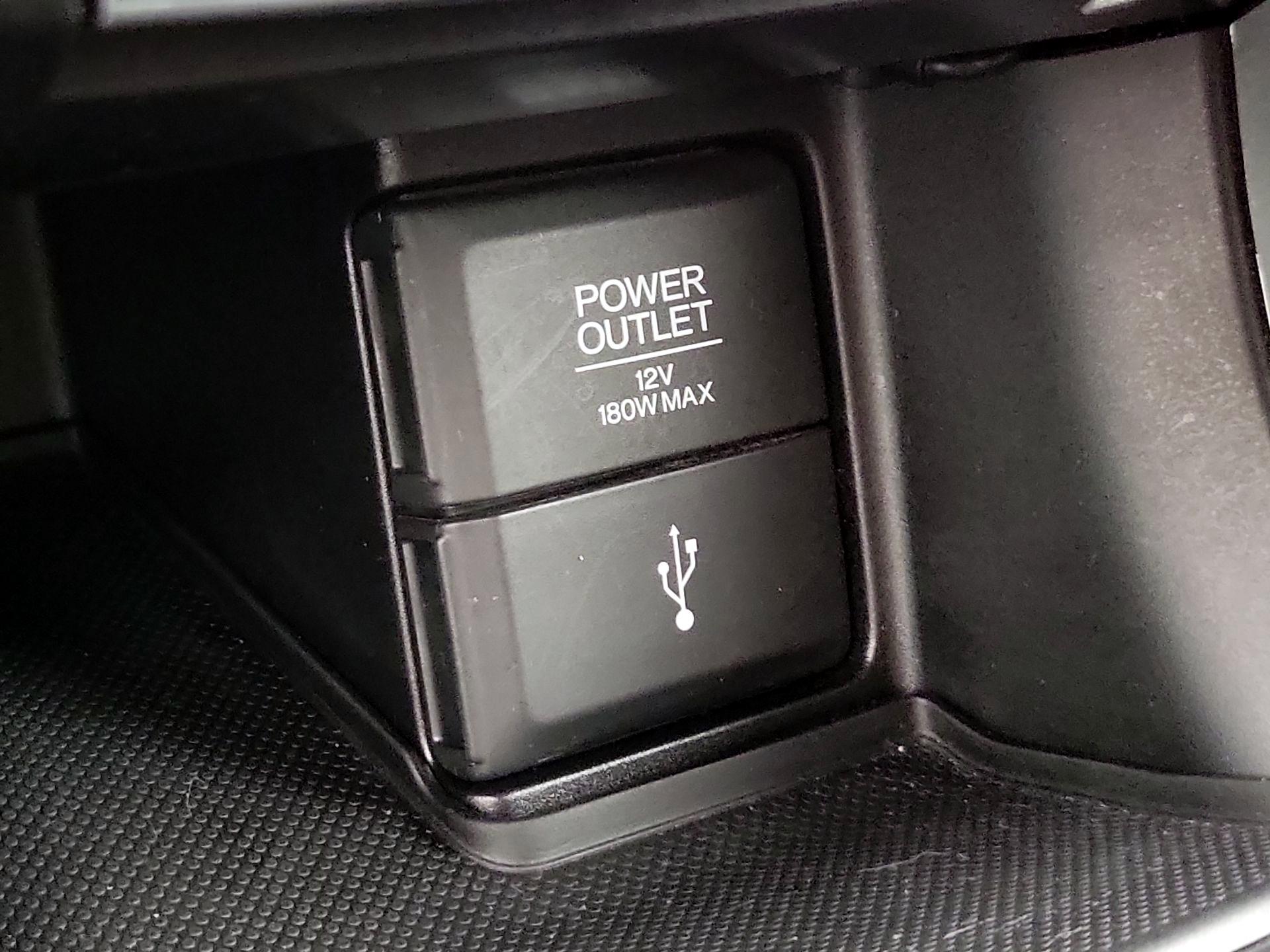 Thumbnail: 2015 Honda Accord - 18