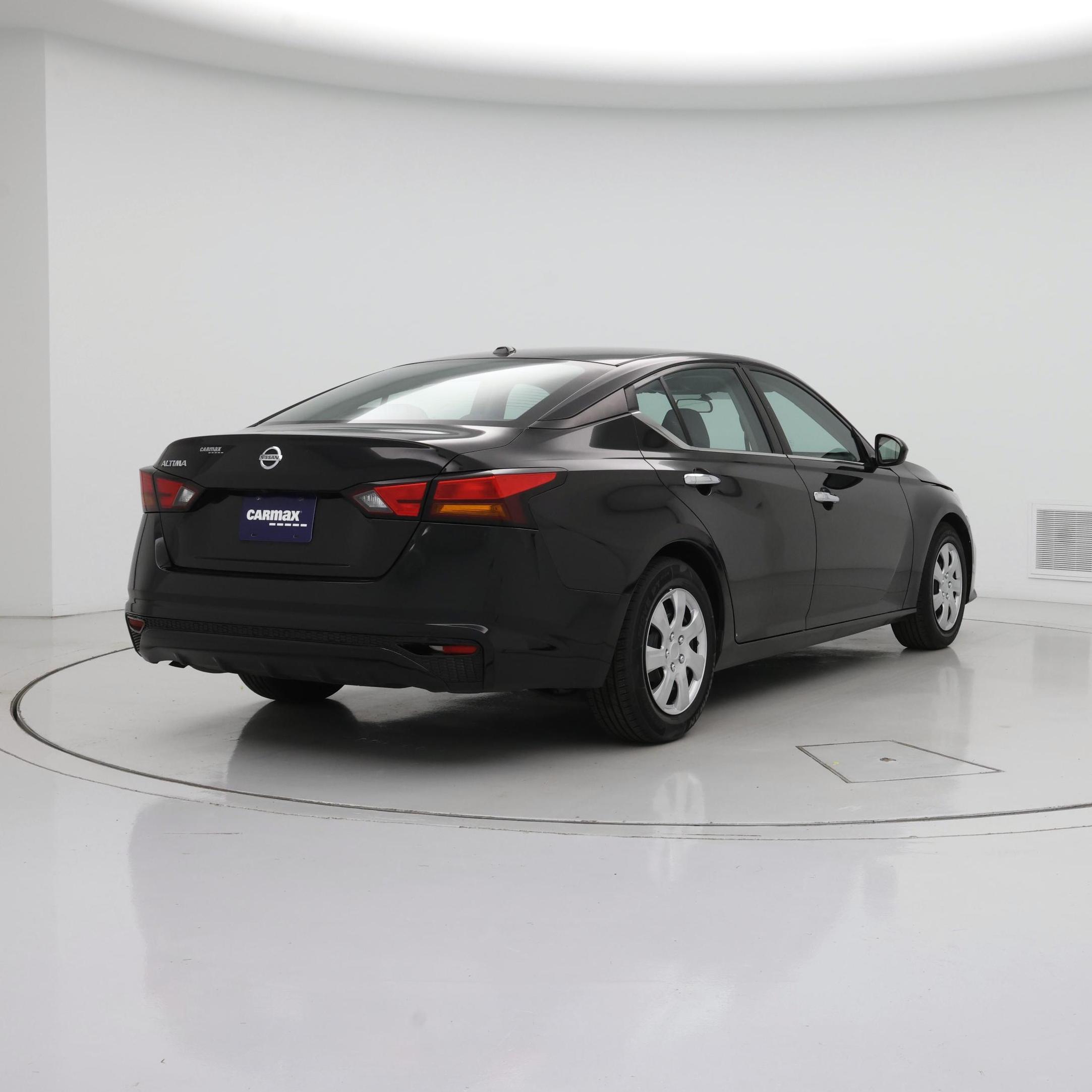 Thumbnail: 2020 Nissan Altima - 8