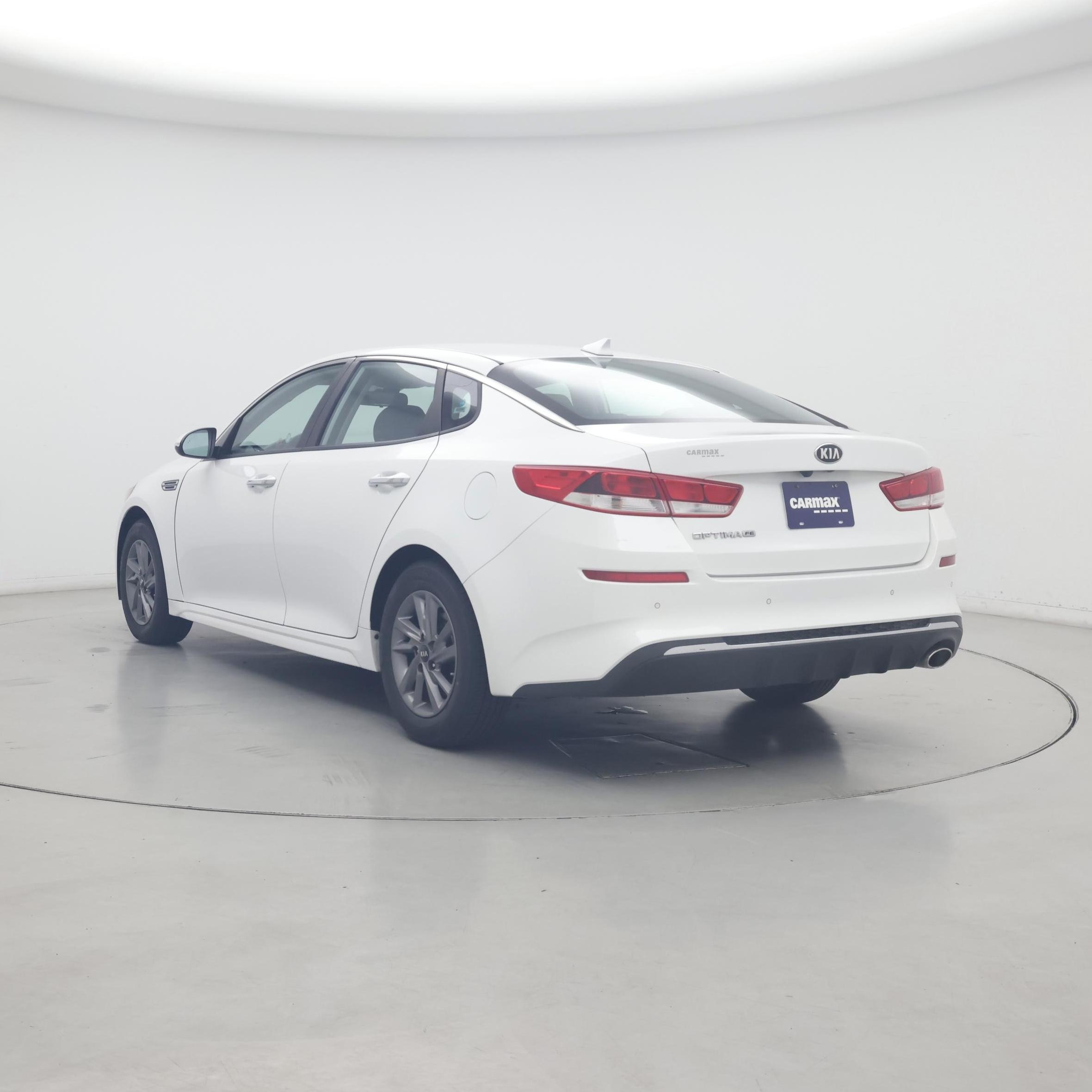 Thumbnail: 2020 Kia Optima - 2