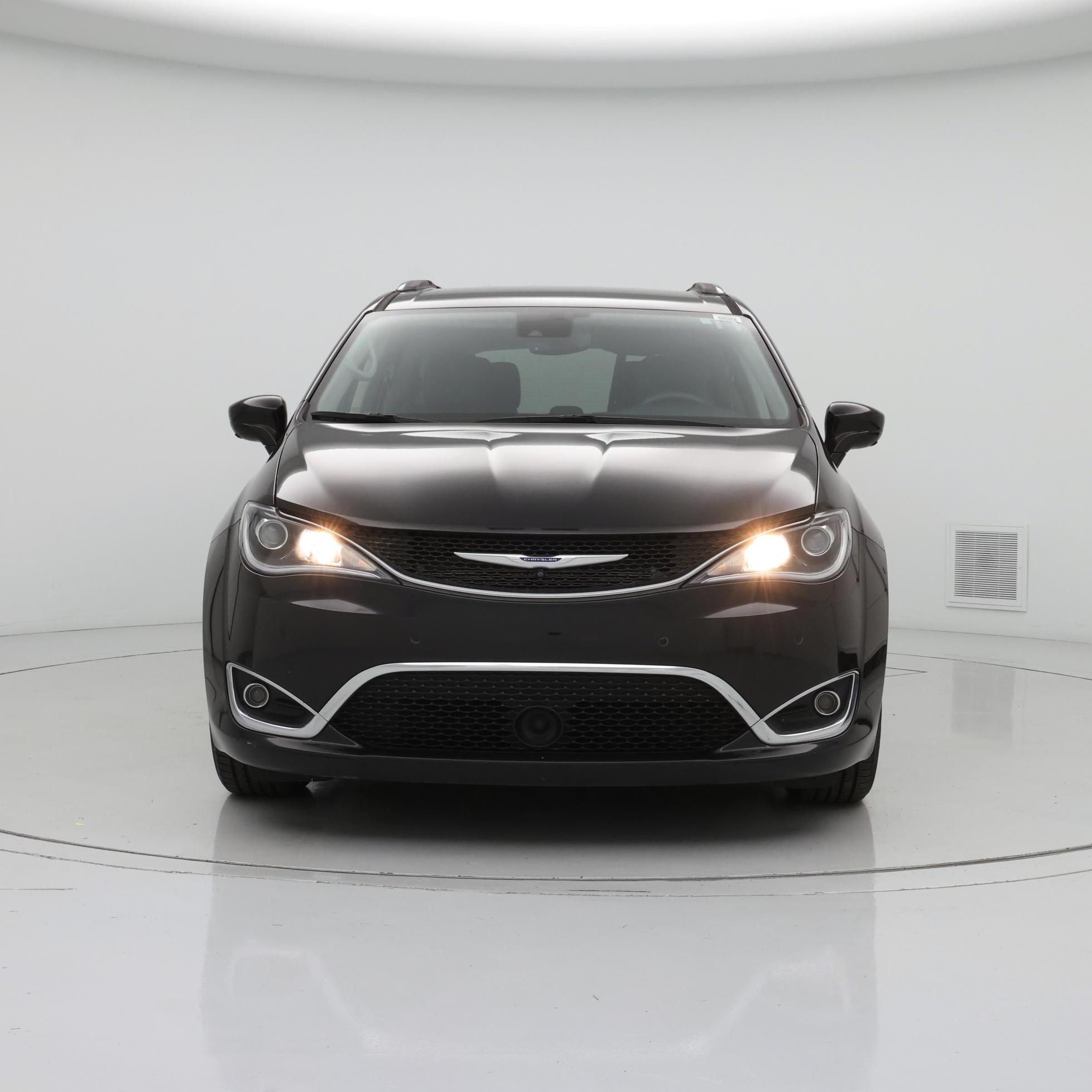 Thumbnail: 2020 Chrysler Pacifica - 5