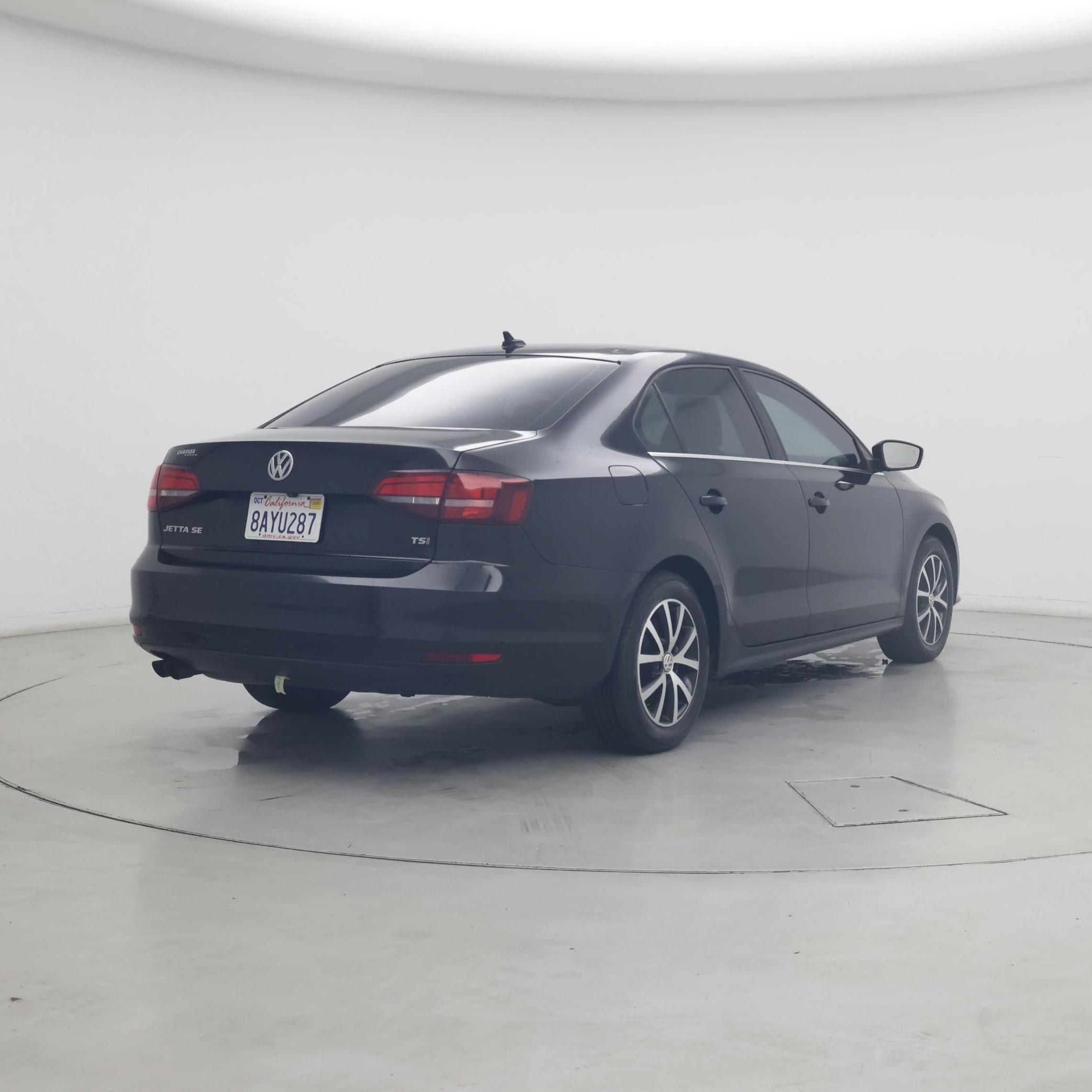 Thumbnail: 2017 Volkswagen Jetta - 8