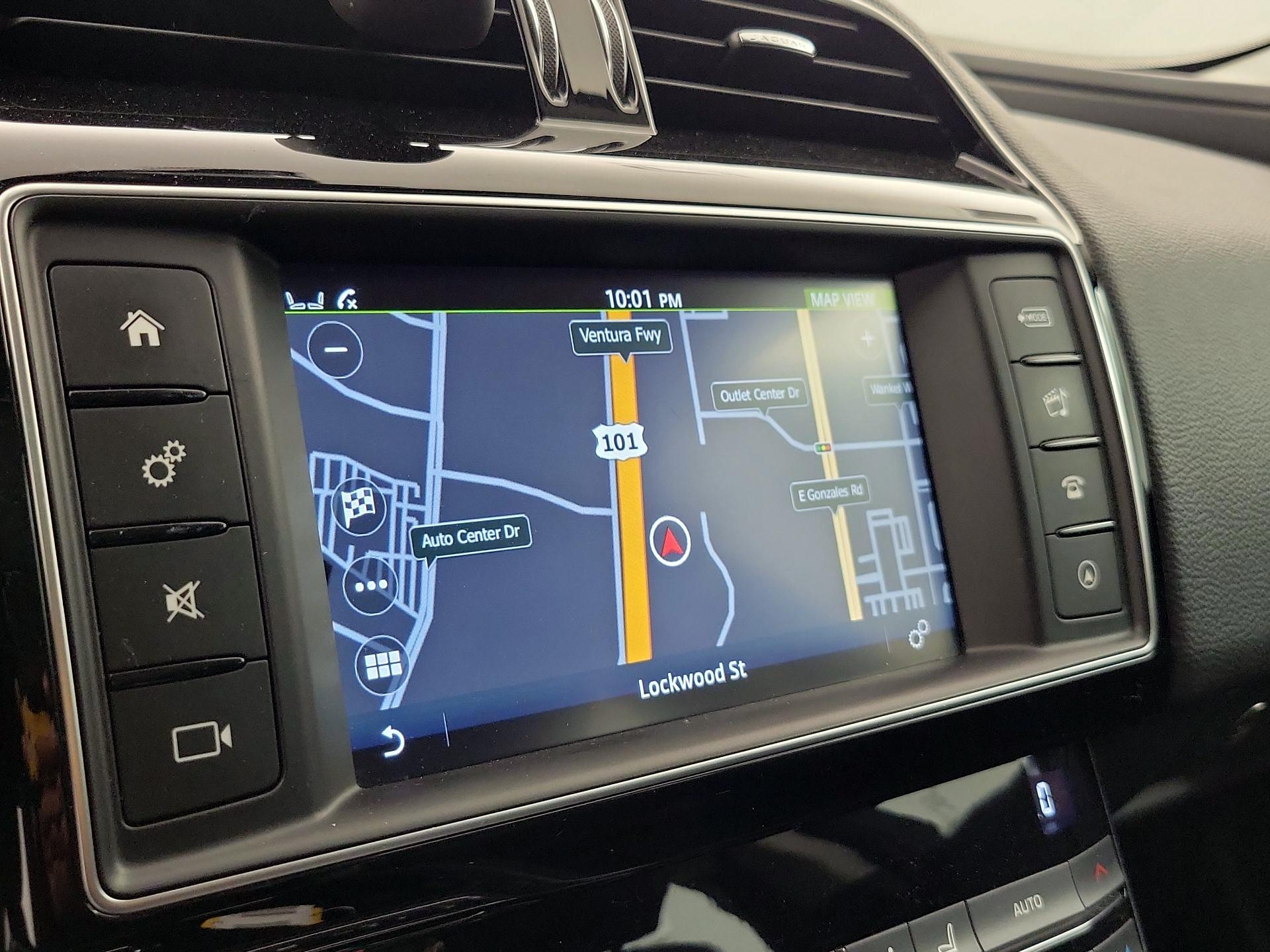Thumbnail: 2018 Jaguar XE - 14