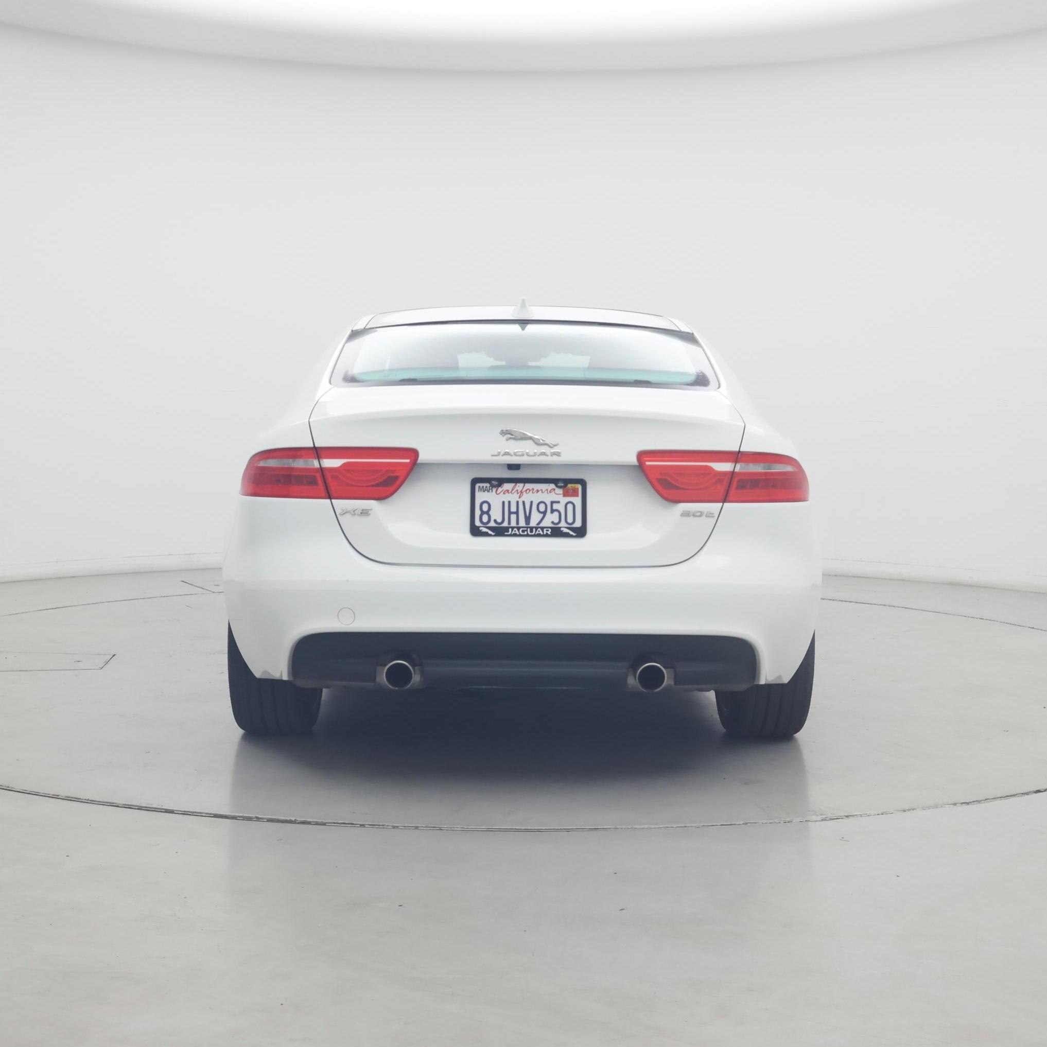 Thumbnail: 2018 Jaguar XE - 6