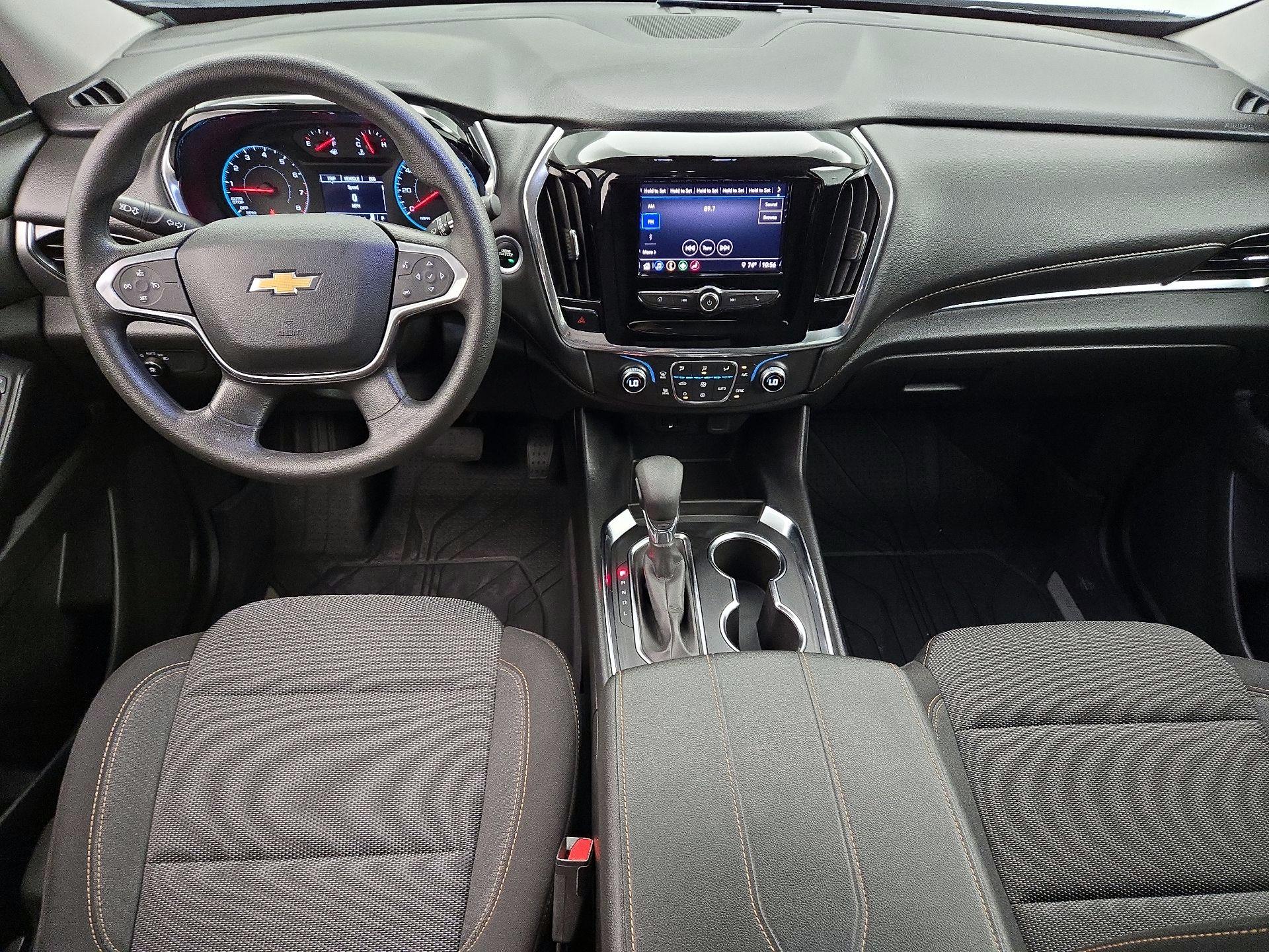 Thumbnail: 2021 Chevrolet Traverse - 9