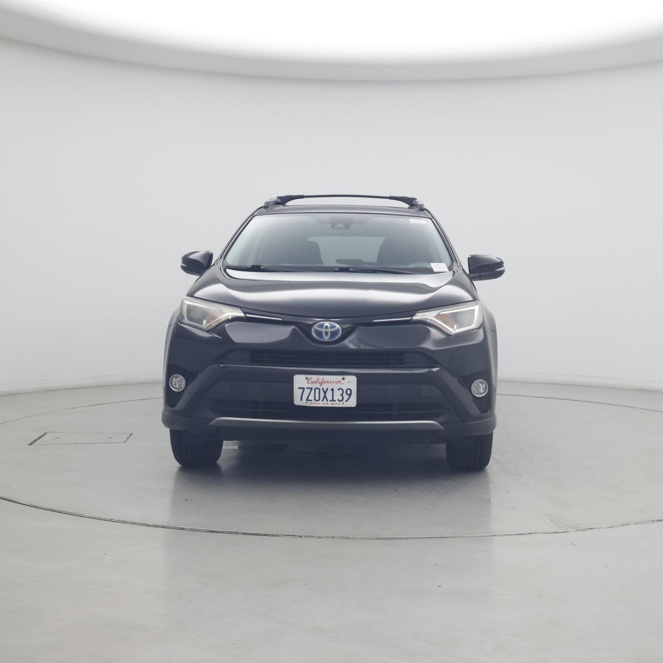 Thumbnail: 2017 Toyota RAV4 - 5