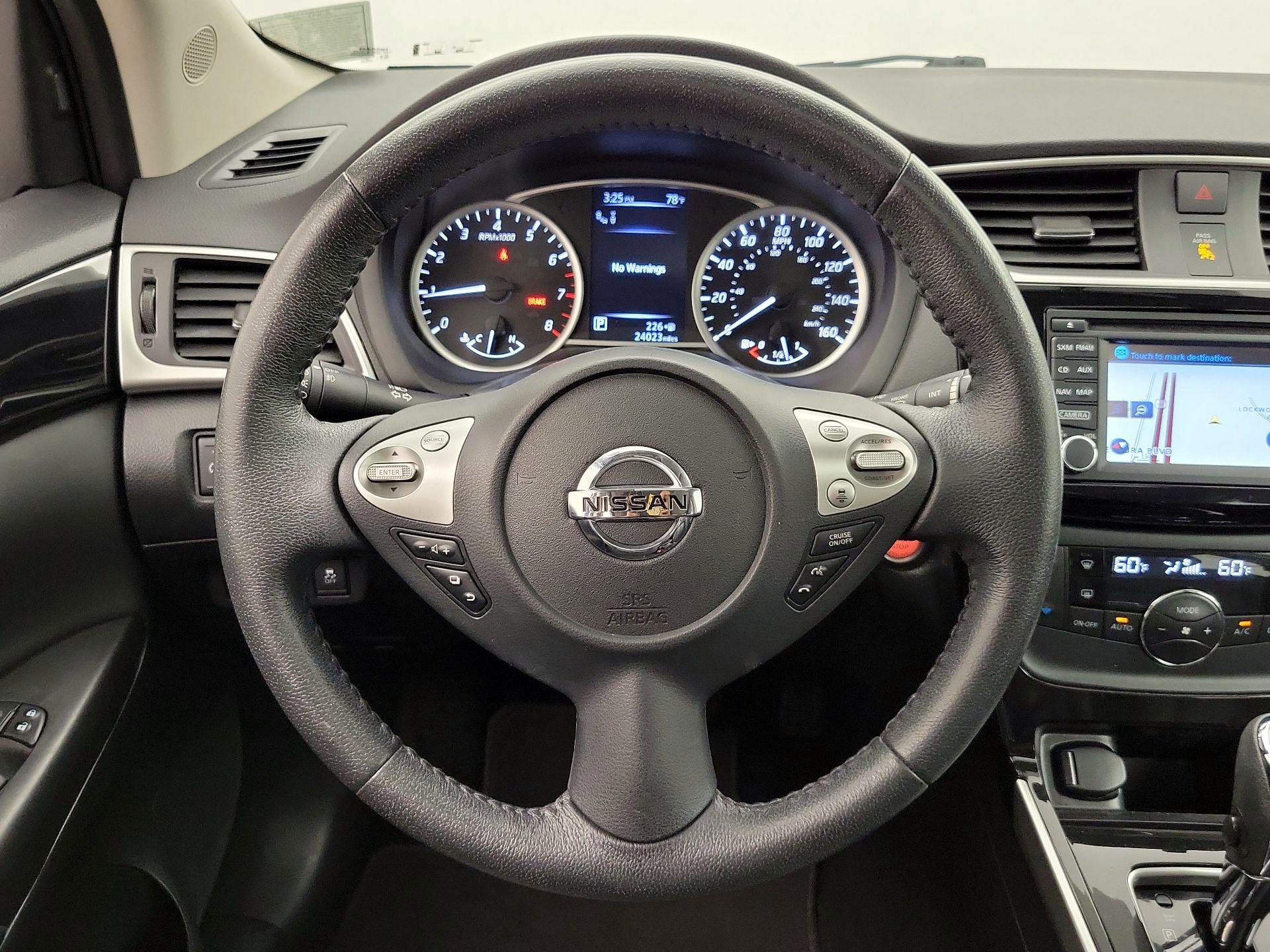 Thumbnail: 2018 Nissan Sentra - 10