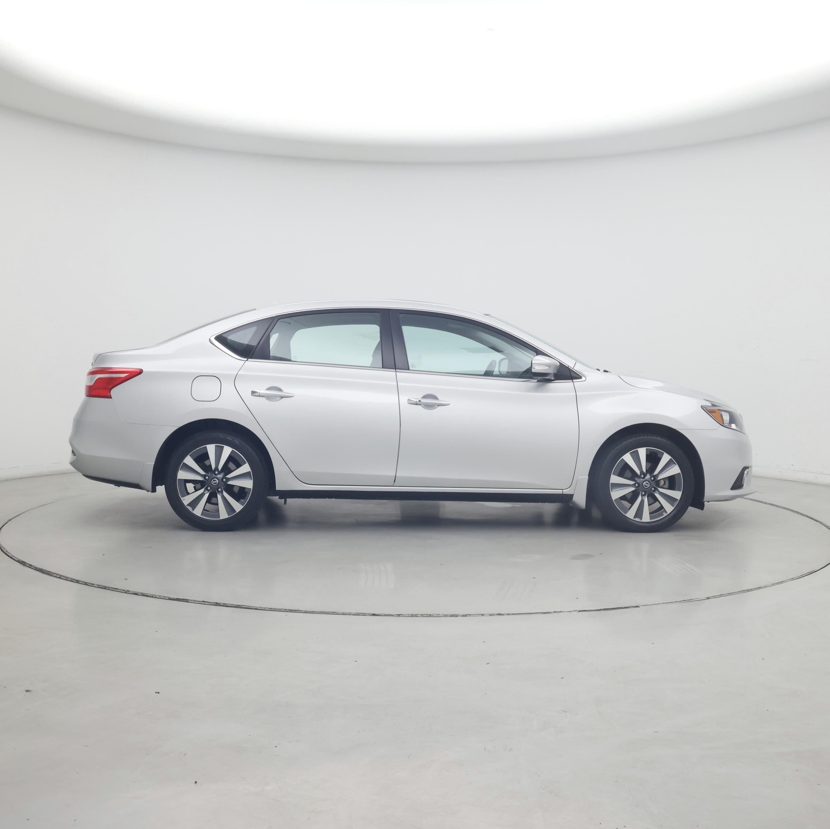 Thumbnail: 2018 Nissan Sentra - 7