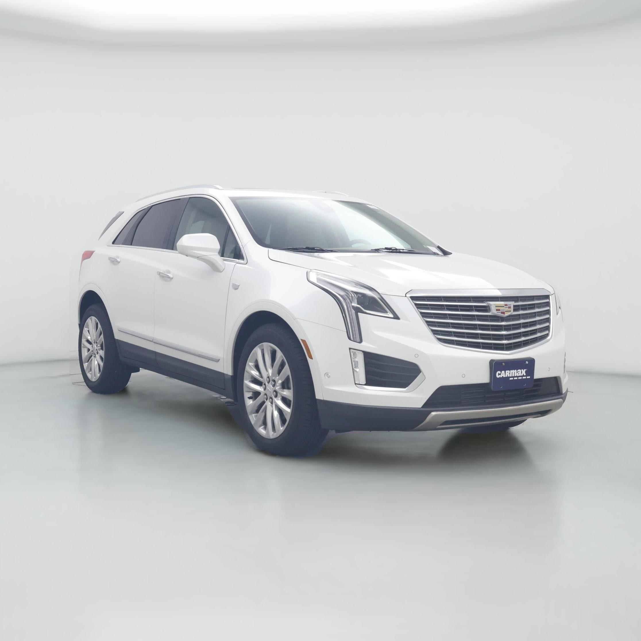 Thumbnail: 2017 Cadillac XT5 - 1