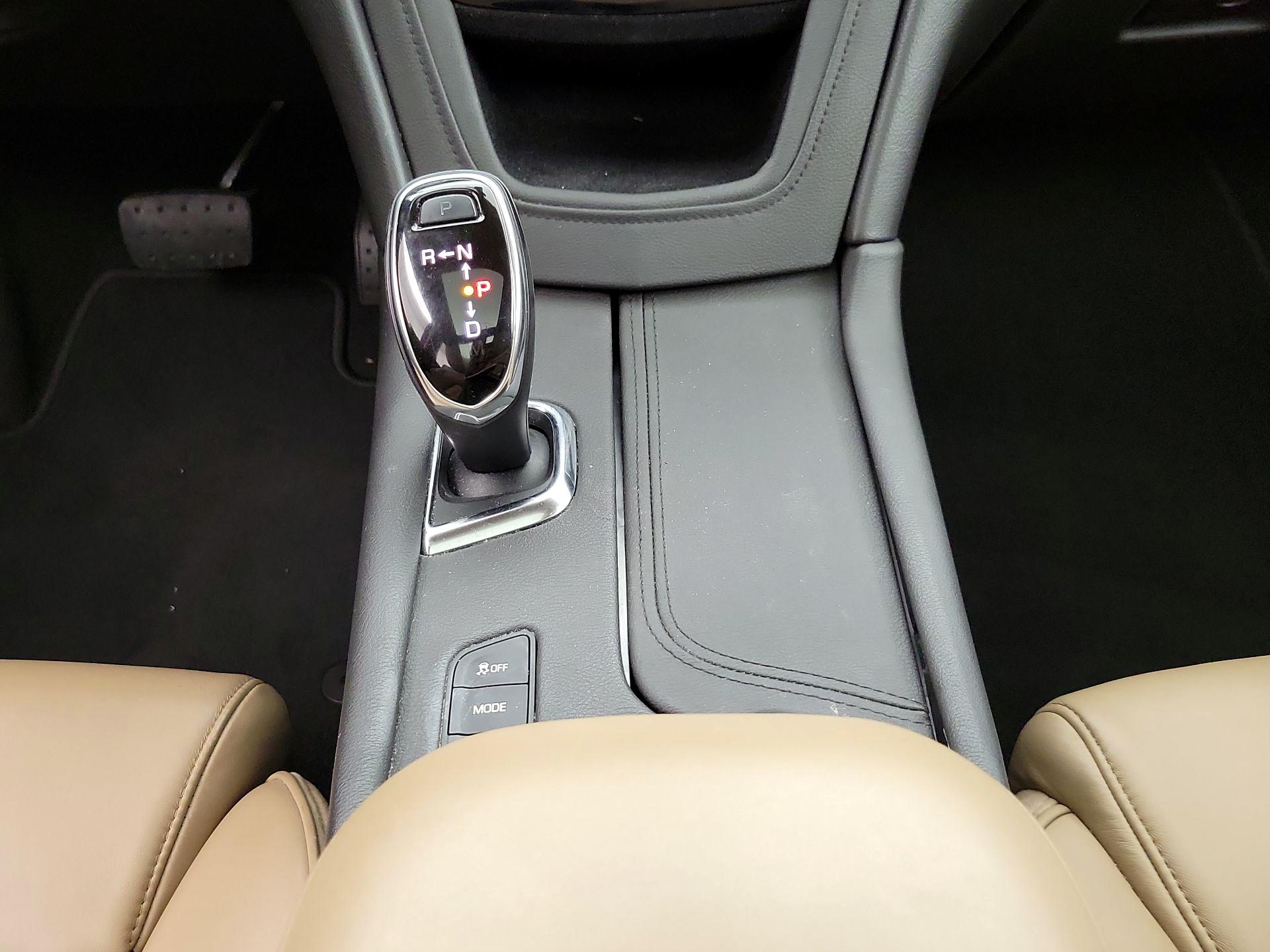 Thumbnail: 2017 Cadillac XT5 - 18