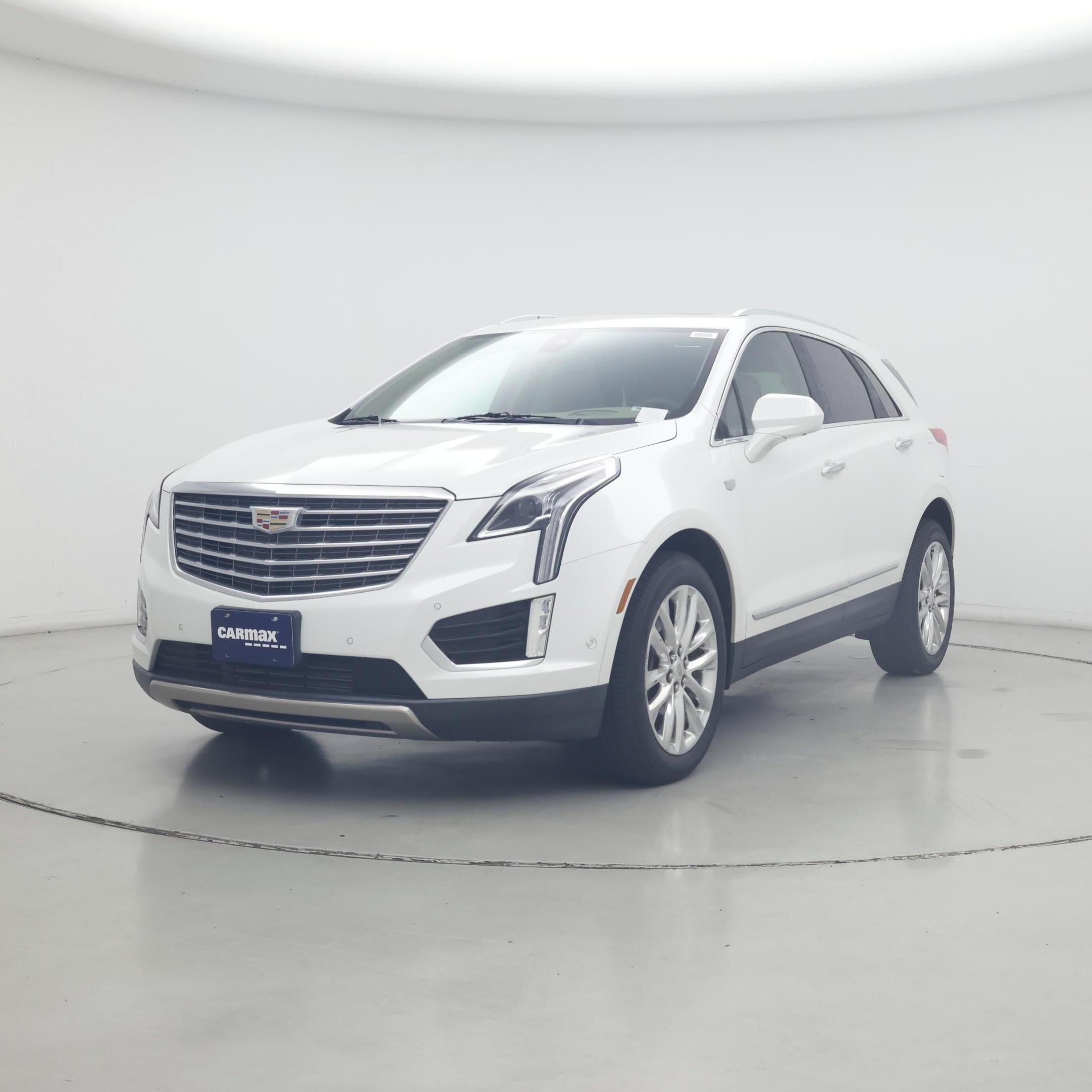 Thumbnail: 2017 Cadillac XT5 - 4