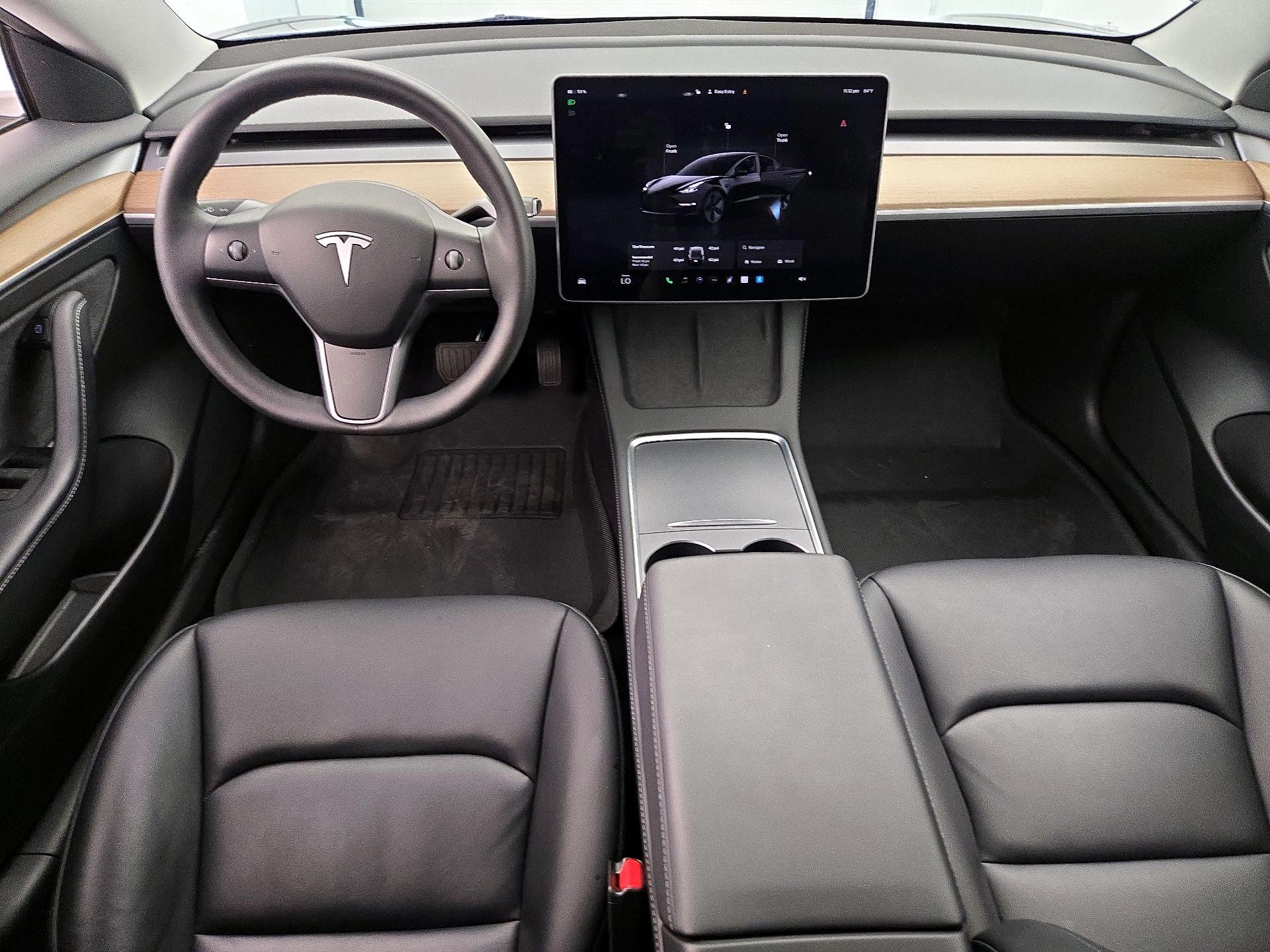 Thumbnail: 2023 Tesla Model 3 - 9