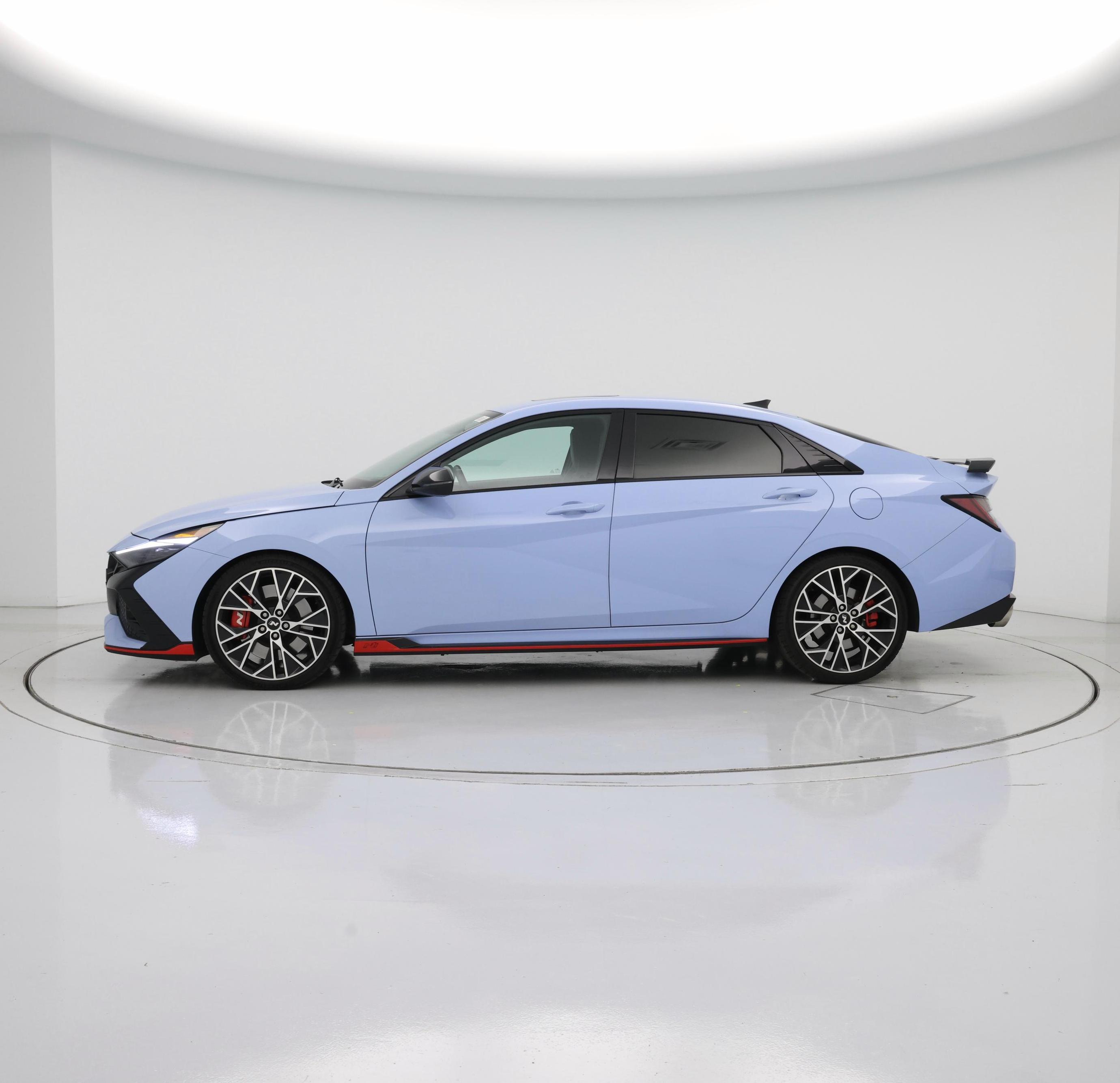Thumbnail: 2022 Hyundai Elantra - 3