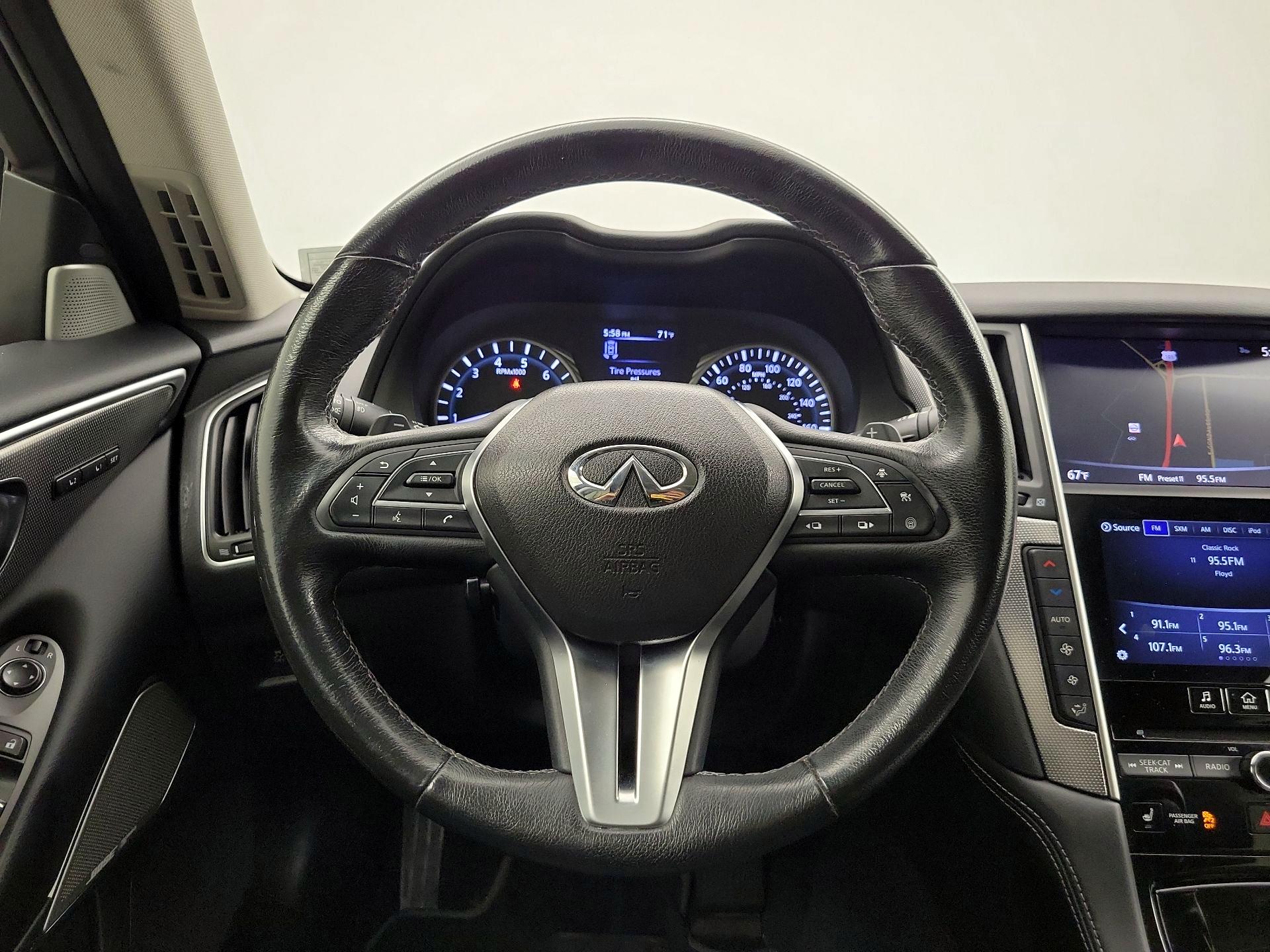 Thumbnail: 2018 INFINITI Q50 - 10