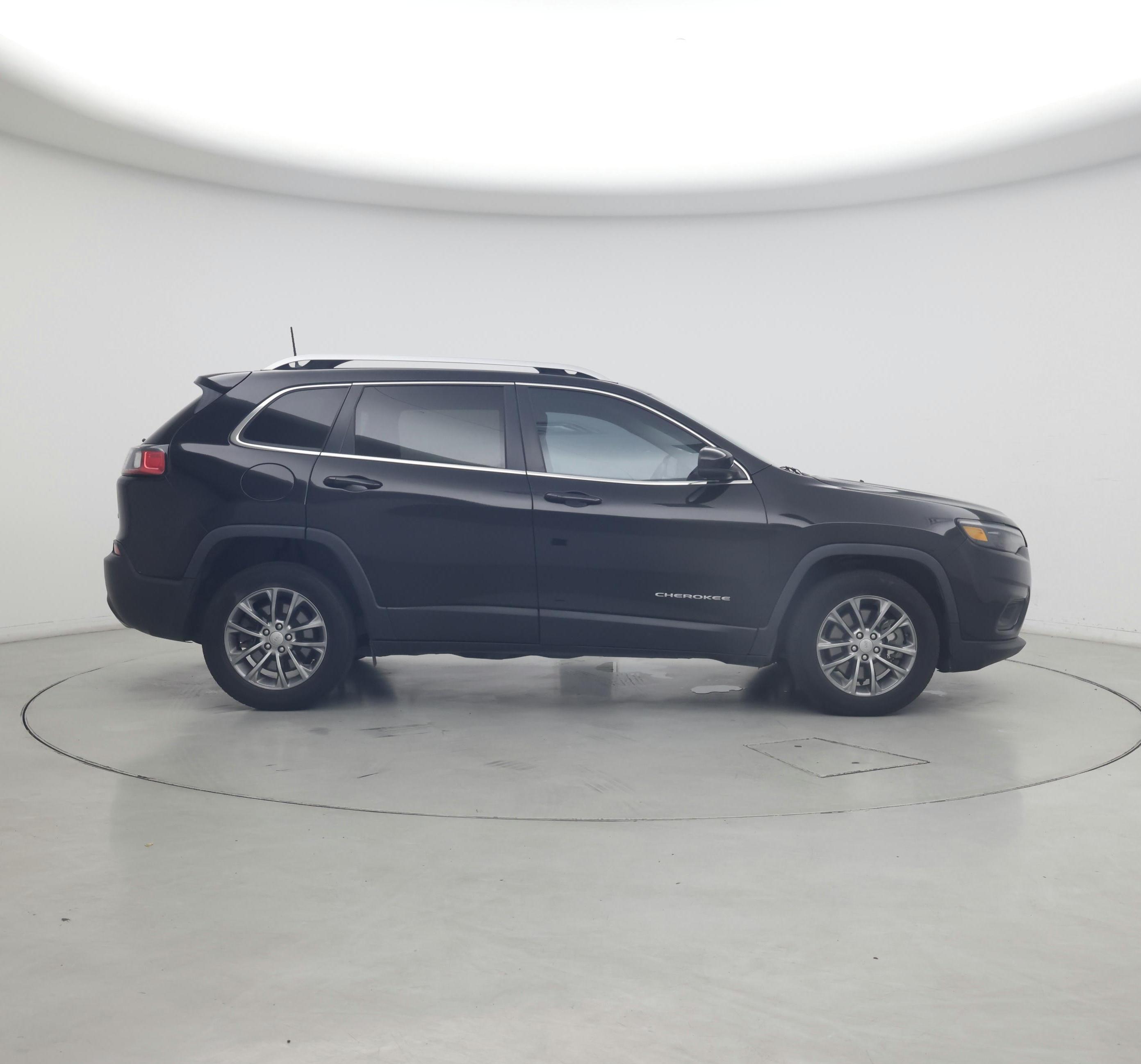 Thumbnail: 2019 Jeep Cherokee - 7