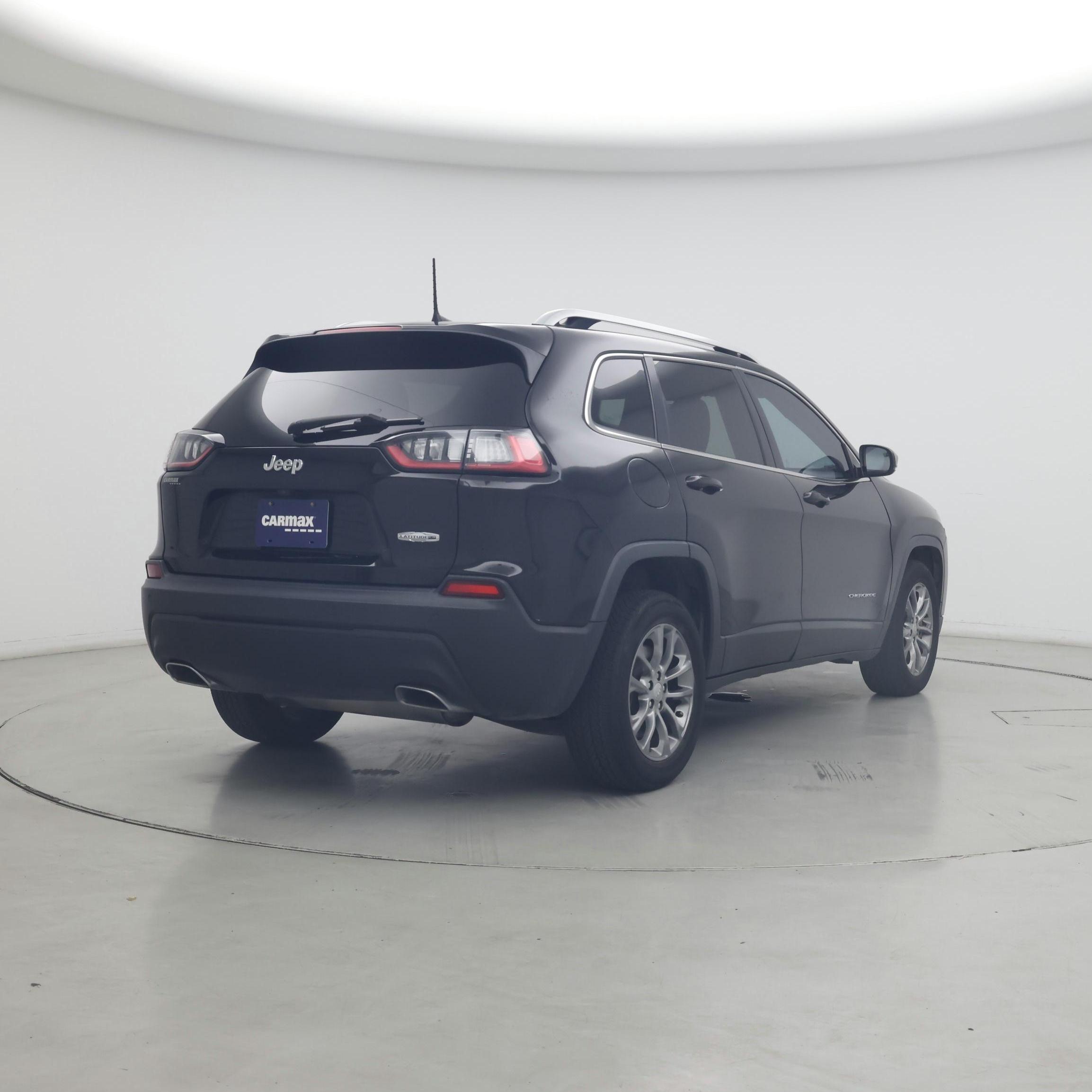 Thumbnail: 2019 Jeep Cherokee - 8