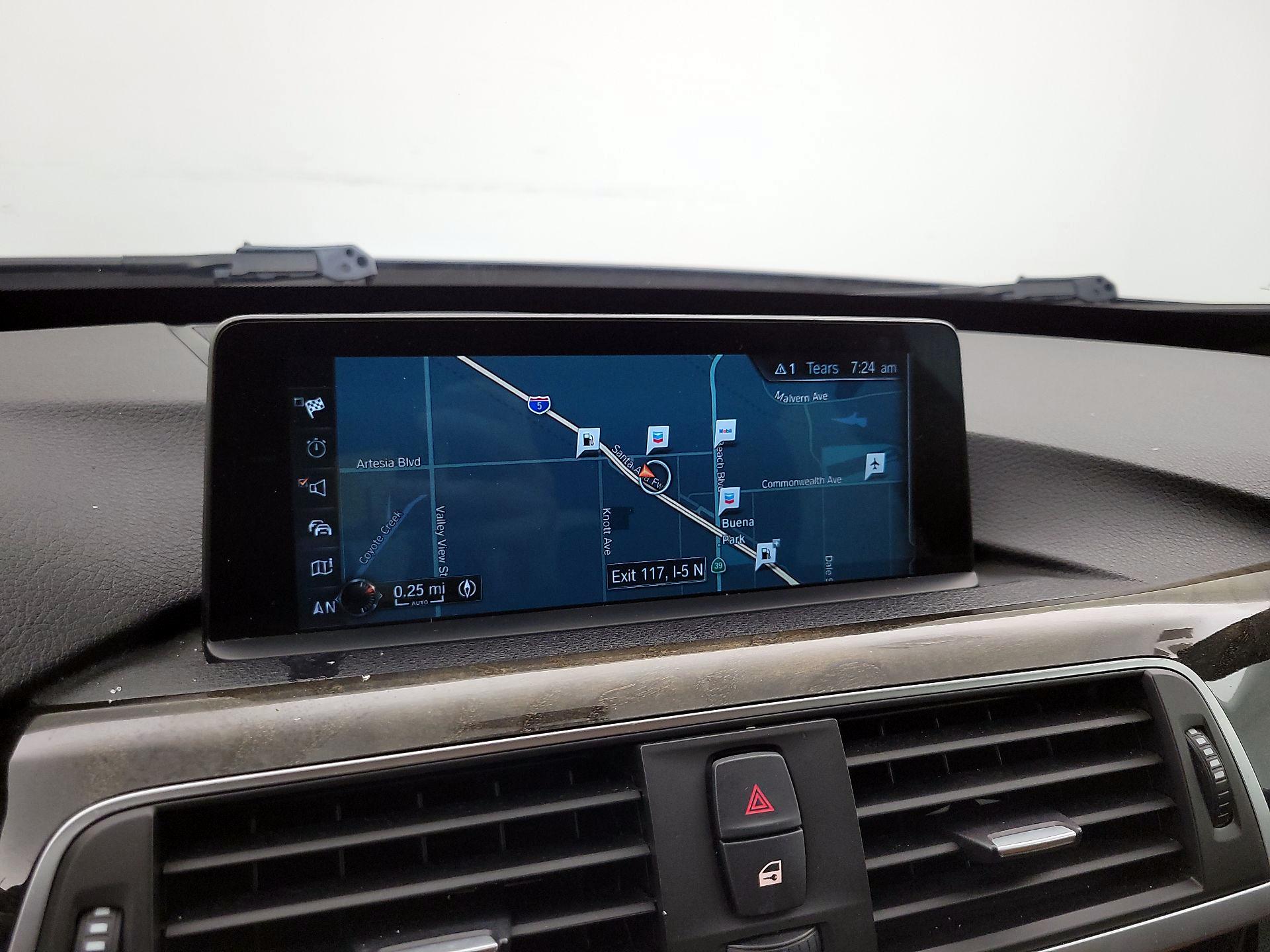 Thumbnail: 2017 BMW 3 Series - 14