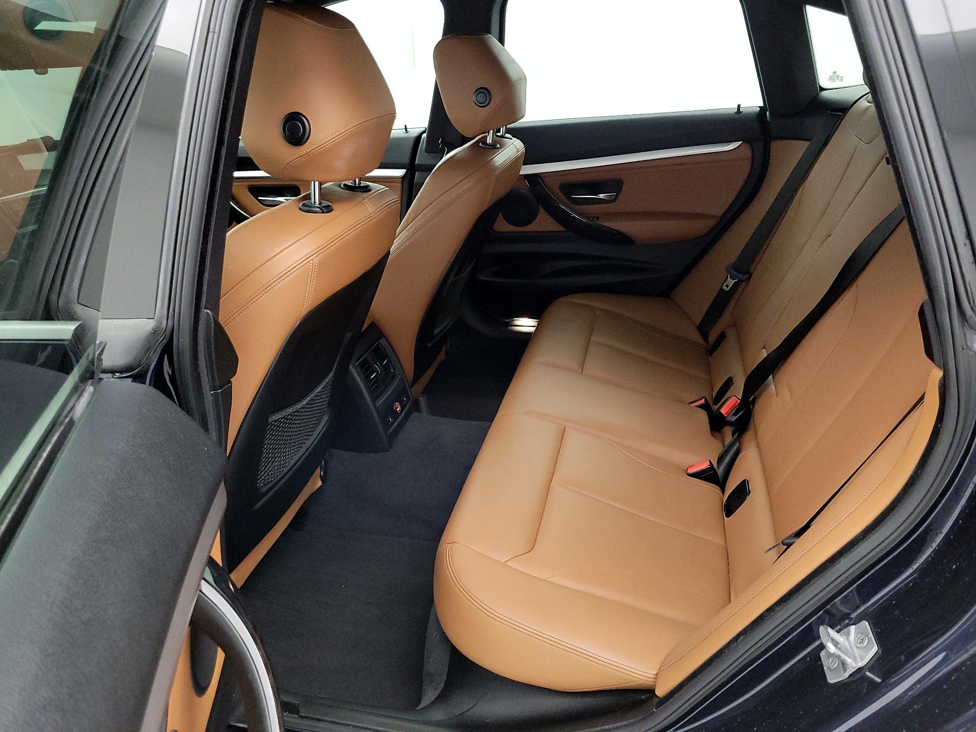 Thumbnail: 2017 BMW 3 Series - 19
