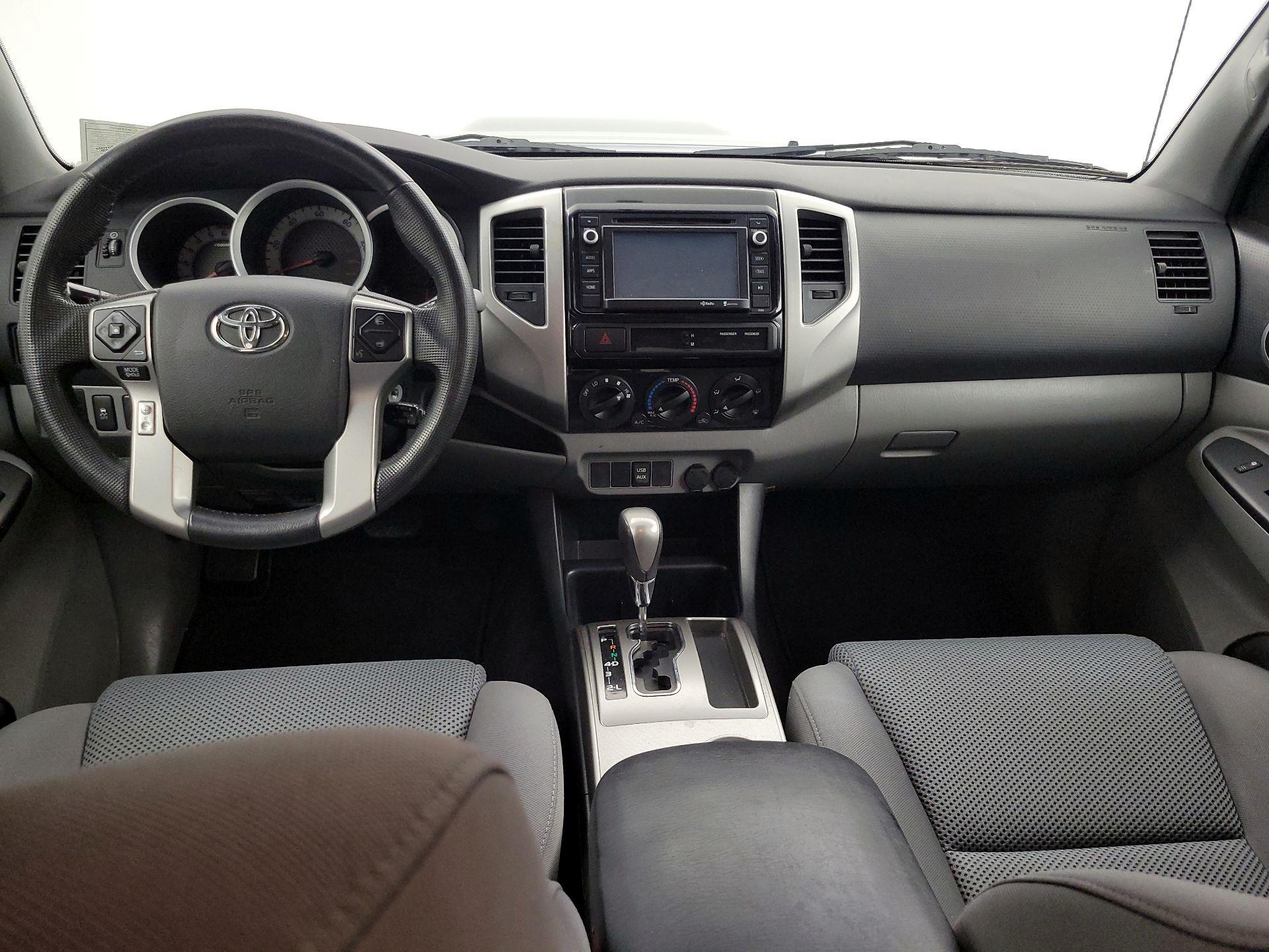 Thumbnail: 2014 Toyota Tacoma - 9